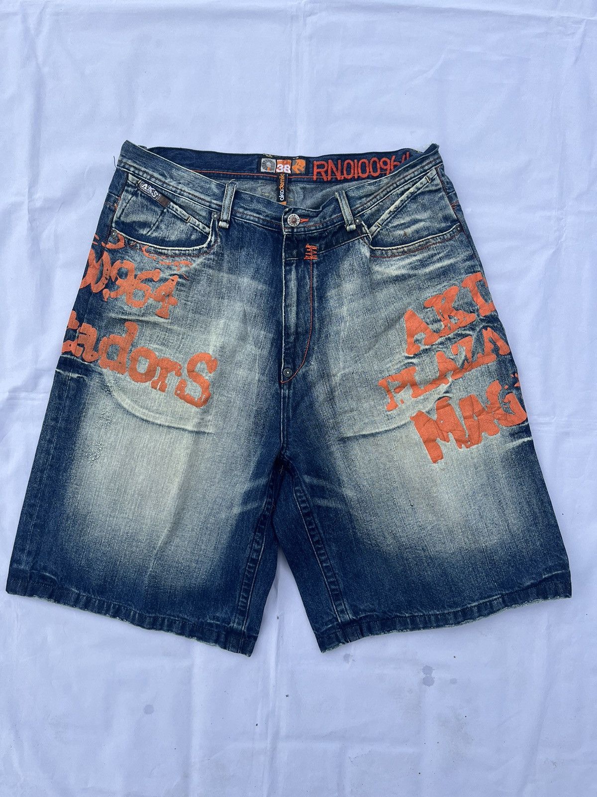 Japanese Brand Y2K Style Faded Jorts Pants Graff by Akademiks Size US 38 / EU 54 - 1 Thumbnail