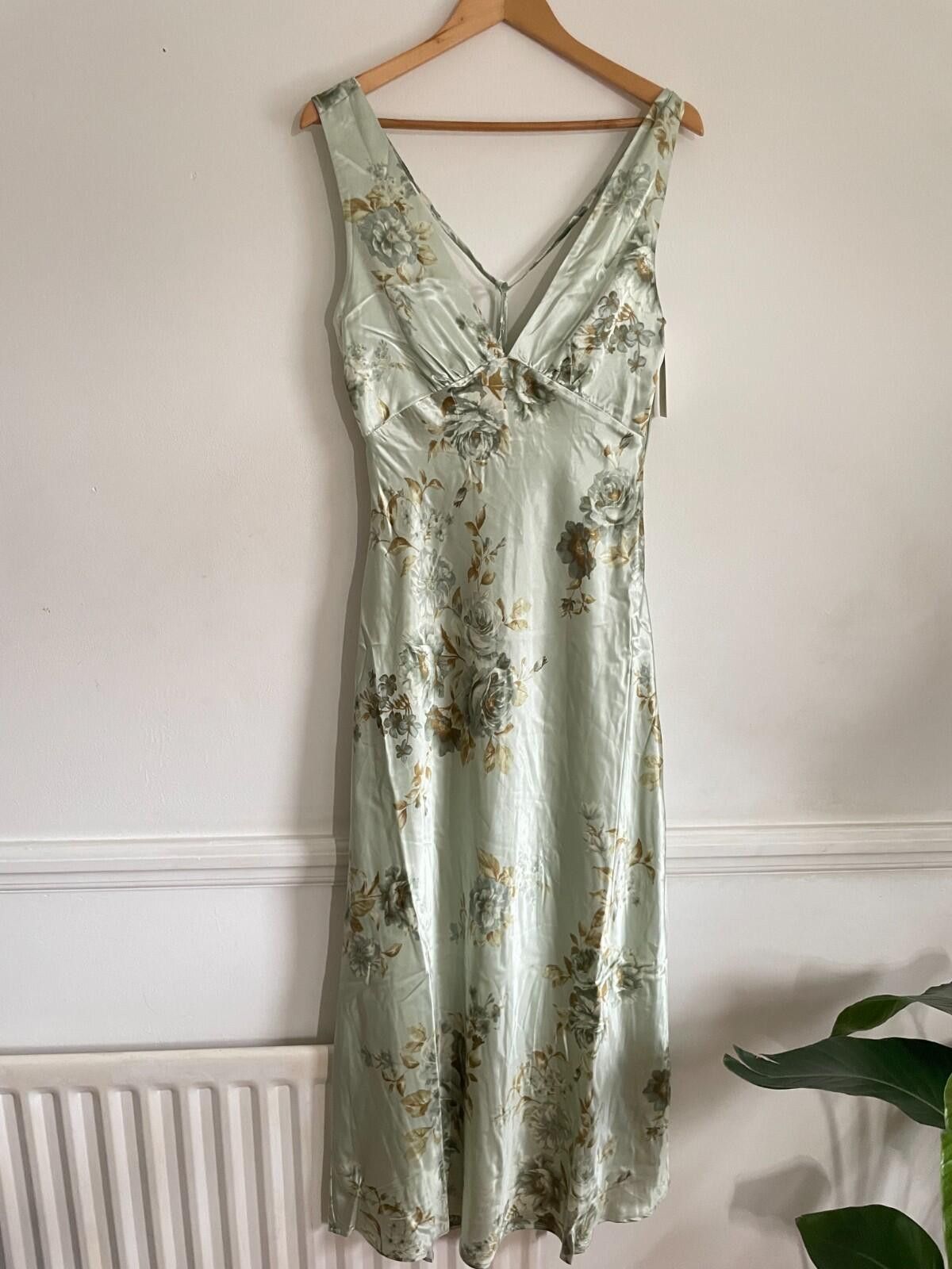 Other Thirty Thirty LA Sage Green Satin Floral Midi Dress BNWT Size M / US 6-8 / IT 42-44 - 1 Thumbnail
