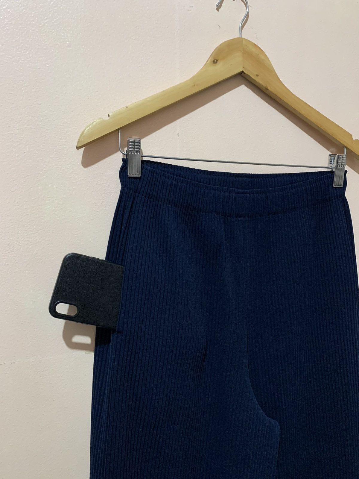 Issey Miyake Issey Miyake - Wide Leg - Pleated Pants - With Flap Size 26" / US 2 / IT 38 - 5 Thumbnail