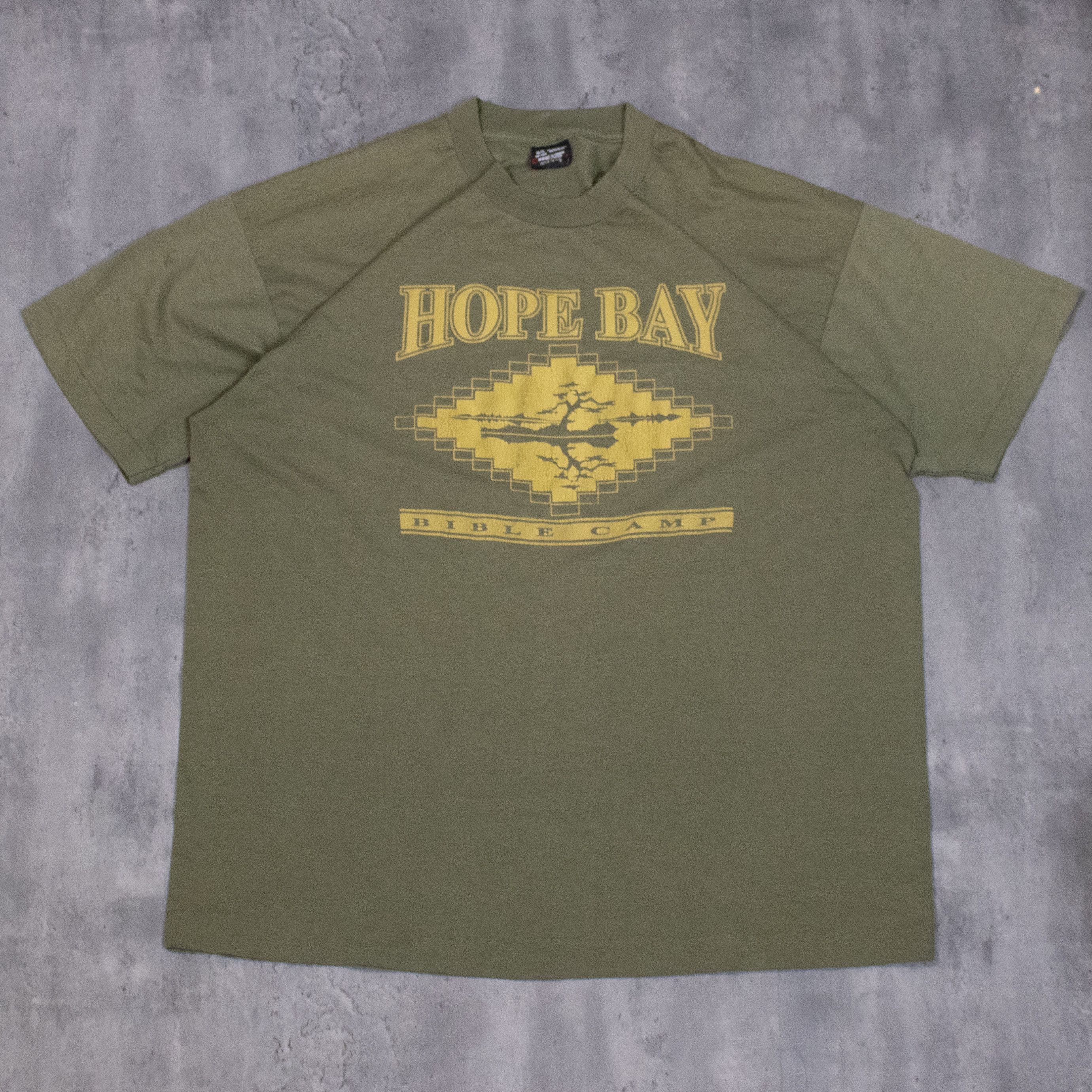 Fruit Of The Loom × Vintage Vintgae 1990s Hope Bay Bible Single Stitch Olive Tee Size US XL / EU 56 / 4 - 3 Thumbnail