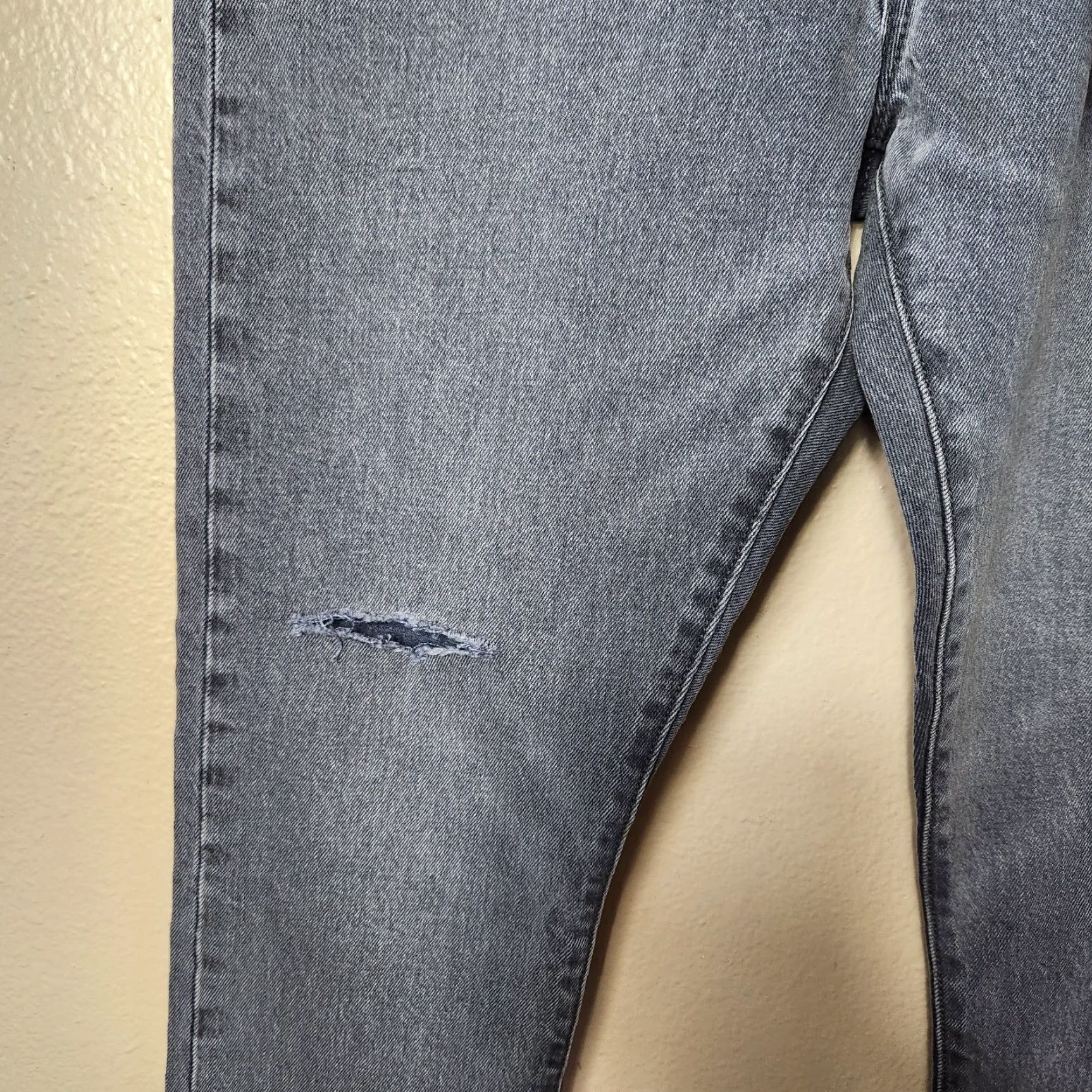 Levi's VINTAGE Levis Womens Premium Black 501 S Button Fly High Rise Skinny Jeans-Size 32 Womens MENS? Size 24" / US 00 / IT 34 - 5 Thumbnail