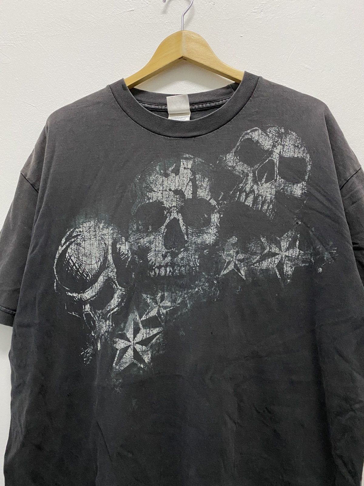 Vintage Vintage Y2K Faded Skull shirt Size US XL / EU 56 / 4 - 3 Thumbnail