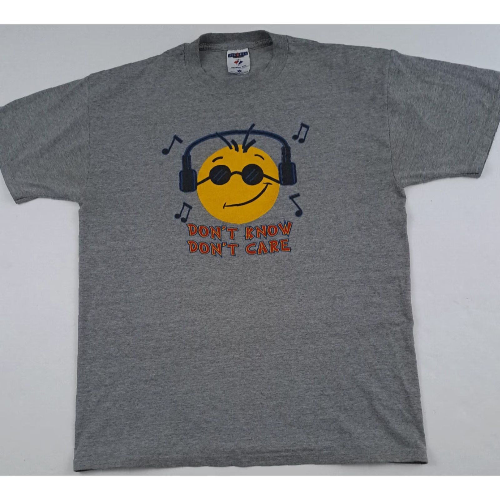 Jerzees VINTAGE Don t Know Don t Care Smily Face T-Shirt Grey L Mens 1980s USA Made Size US L / EU 52-54 / 3 - 3 Thumbnail