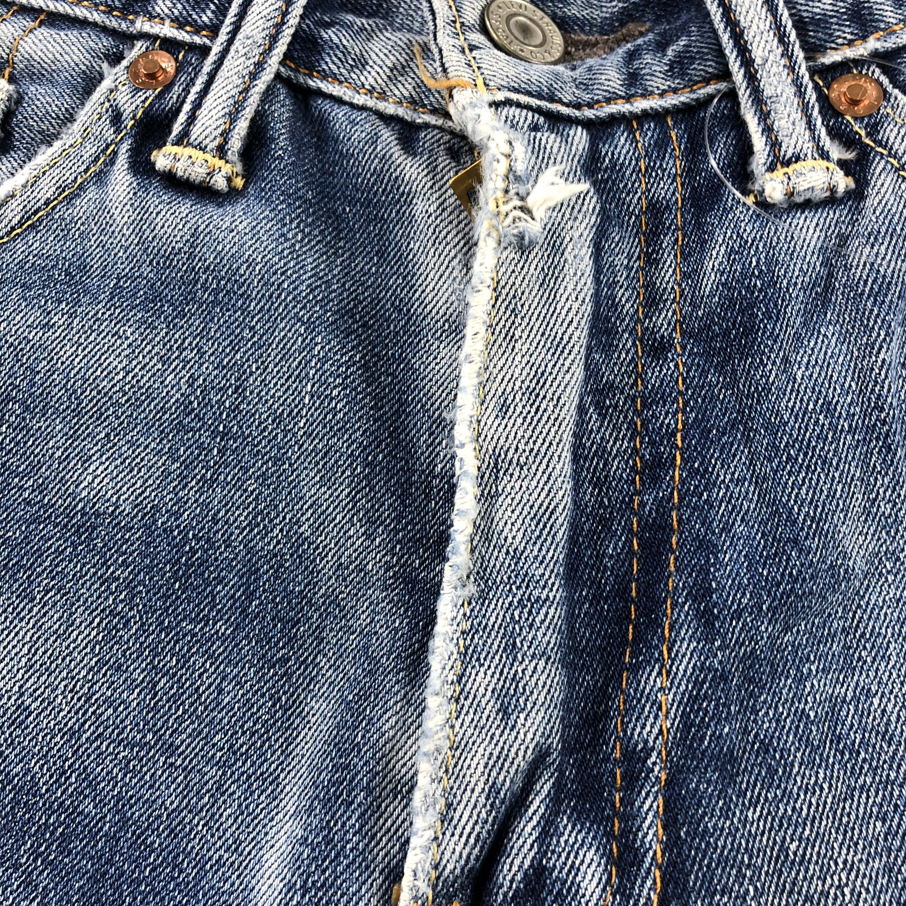 Levi's Vintage Levi's 505 Jeans Faded Blue Denim KJ861 Size US 29 - 11 Thumbnail