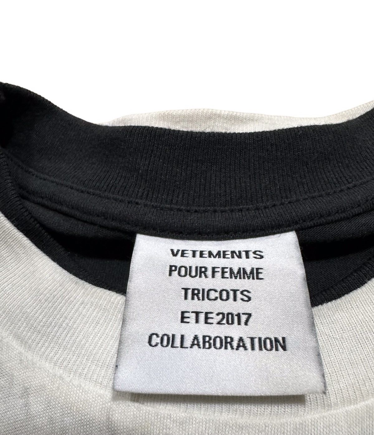 Vetements SS17 “Securite” Dirty Oversized T-Shirt Size US S / EU 44-46 / 1 - 5 Thumbnail