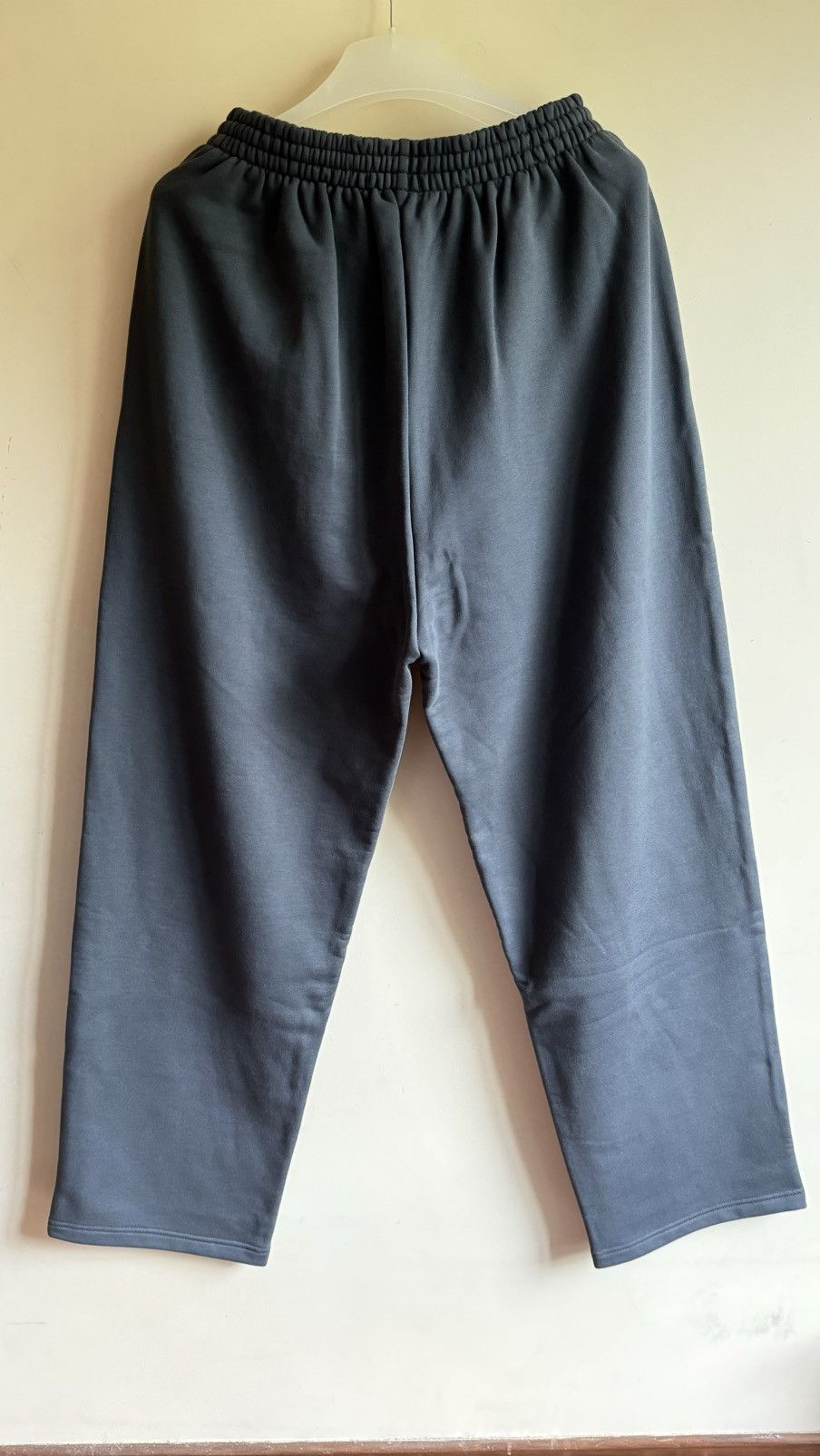 Balenciaga Balenciaga dark grey political sweat pants Size US 32 / EU 48 - 2 Thumbnail