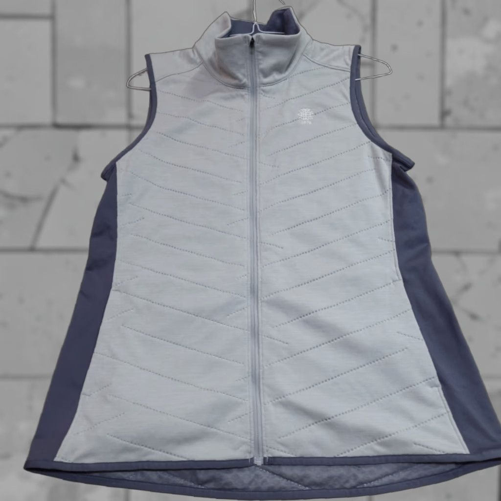 Under Armour Under Armour Womens Vest Large Gray Full Zip Elkridge Golf Club Shirt (Vest) Womens L Gray Full Zip geometric polyester Size L / US 10 / IT 46 - 1 Thumbnail