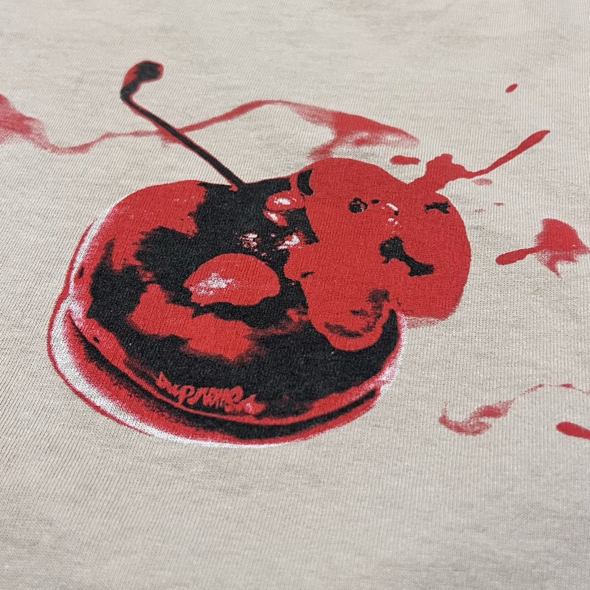 Supreme 2003 supreme cherry pop tee Size US XL / EU 56 / 4 - 2 Thumbnail