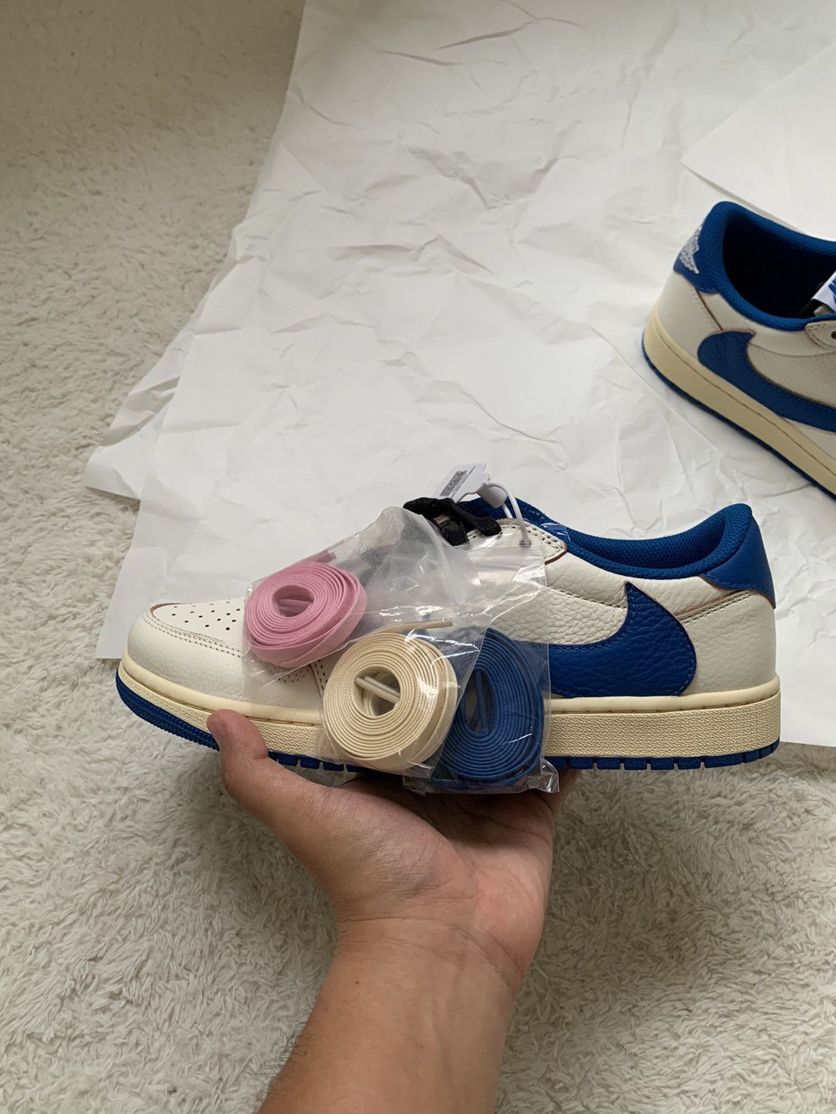 Nike × Travis Scott Air Jordan 1 Low Og X Travis Scott X Fragment 2.0 Size US 9.5 / EU 42-43 - 8 Thumbnail