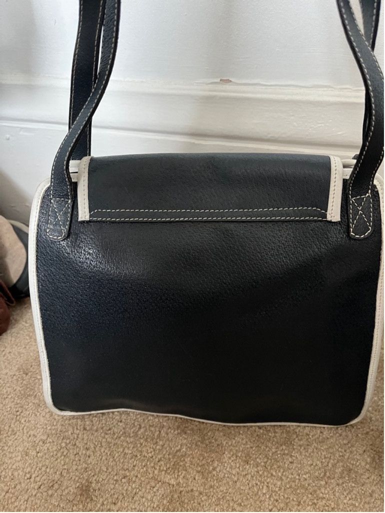 Vintage I magnin blue white leather front flap shoulder bag