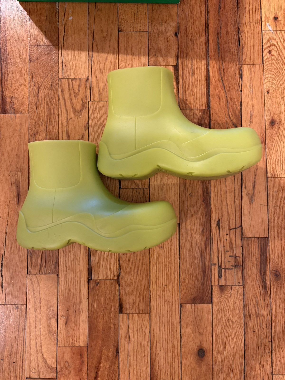 Bottega Veneta Bottega Veneta Puddle Boot Size US 7 / EU 40 - 2 Thumbnail