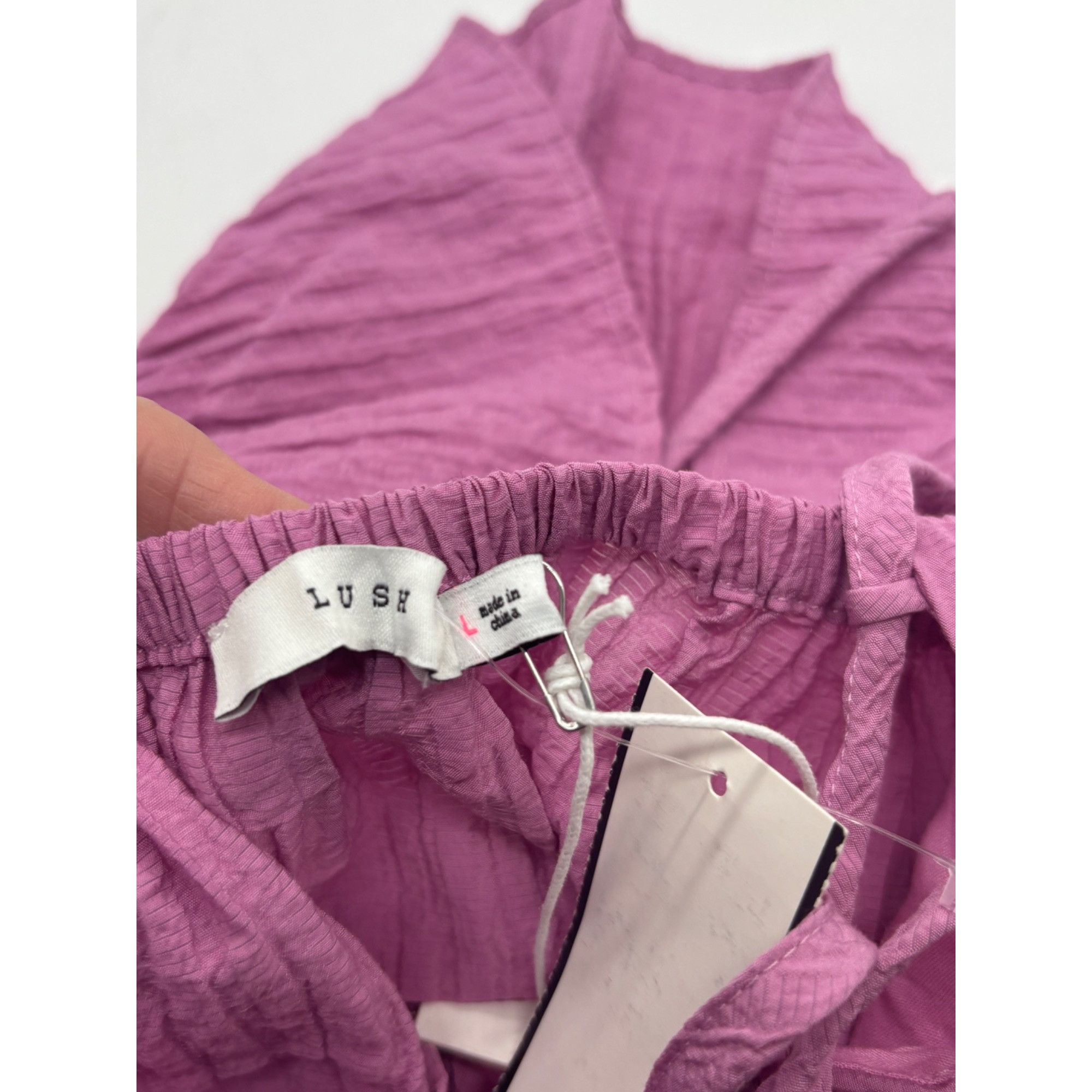 Other Lush Strappy Crinkle Fabric Lace Back Peplum Top, Pink Orcha Size L / US 10 / IT 46 - 8 Thumbnail