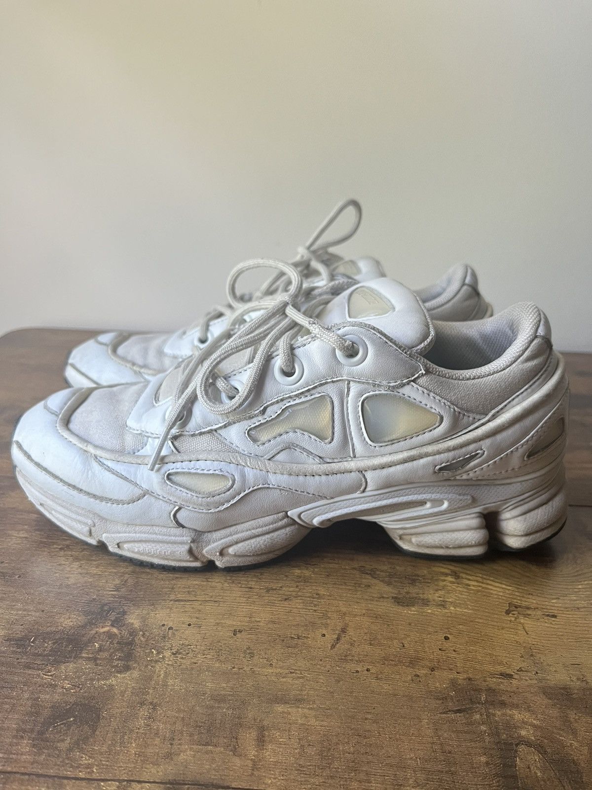 Raf juvie sellers simons ozweego white