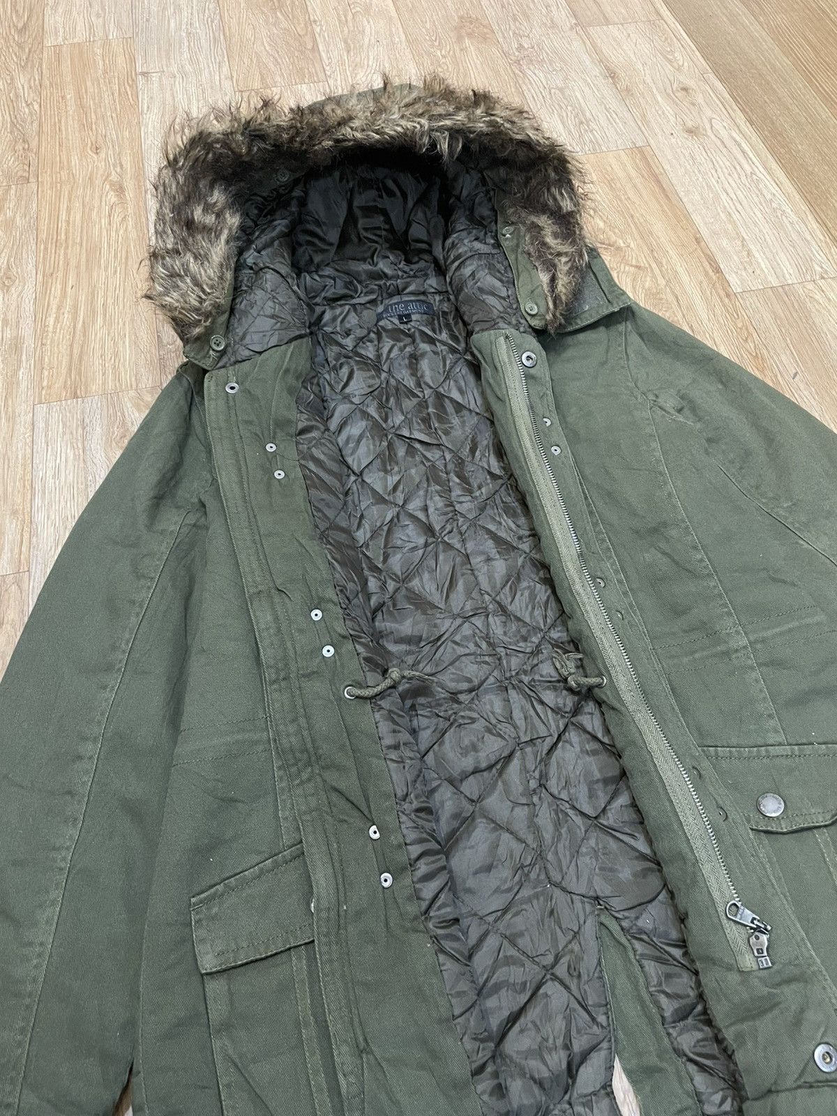 In The Attic In The Attic Parka Fur Hoodie Parka Vkei Apocalypse Style Size US L / EU 52-54 / 3 - 7 Thumbnail