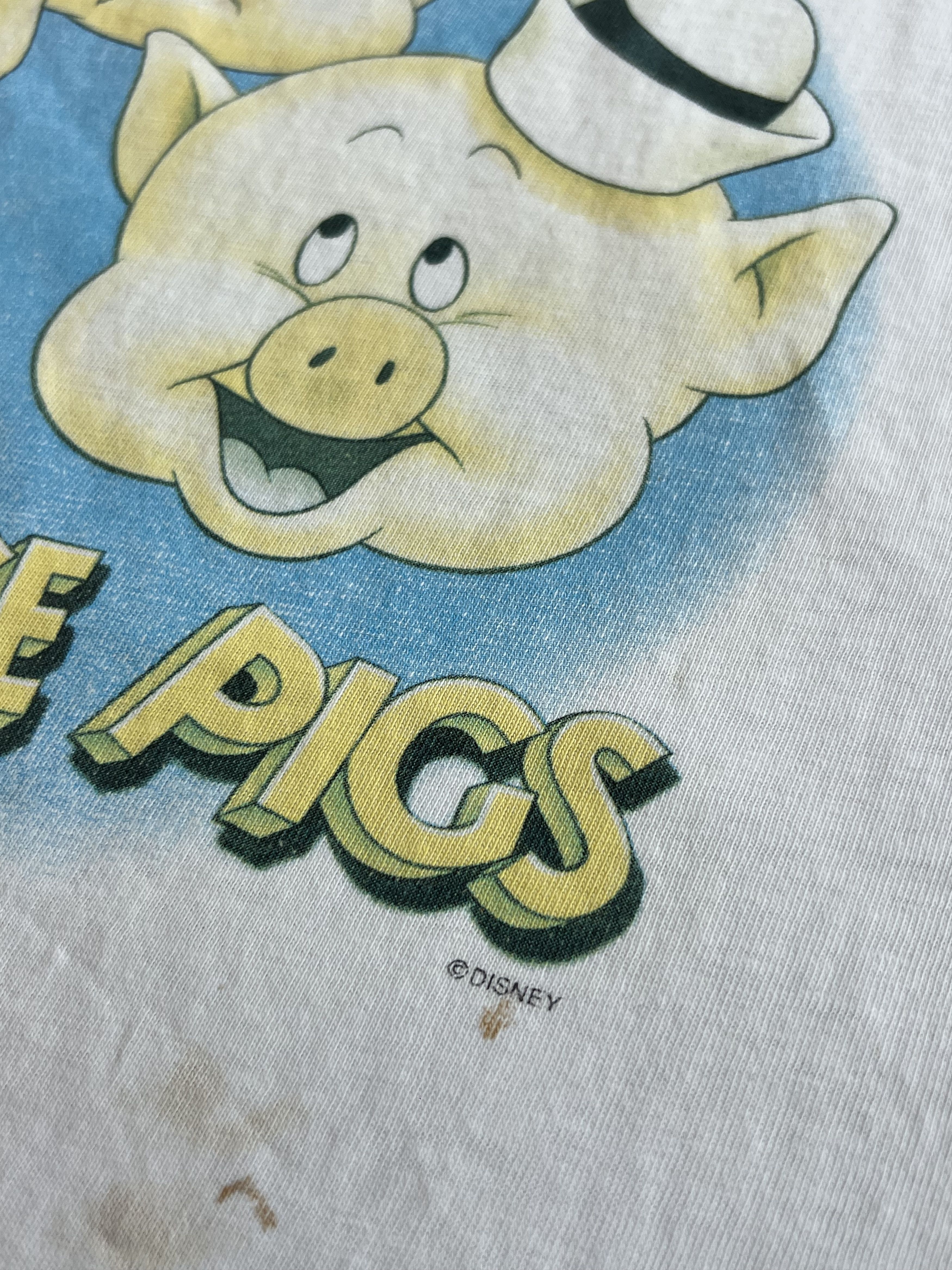 Disney Vintage 1994 Walt Disney Three Little Pigs Movie Size US XL / EU 56 / 4 - 5 Thumbnail