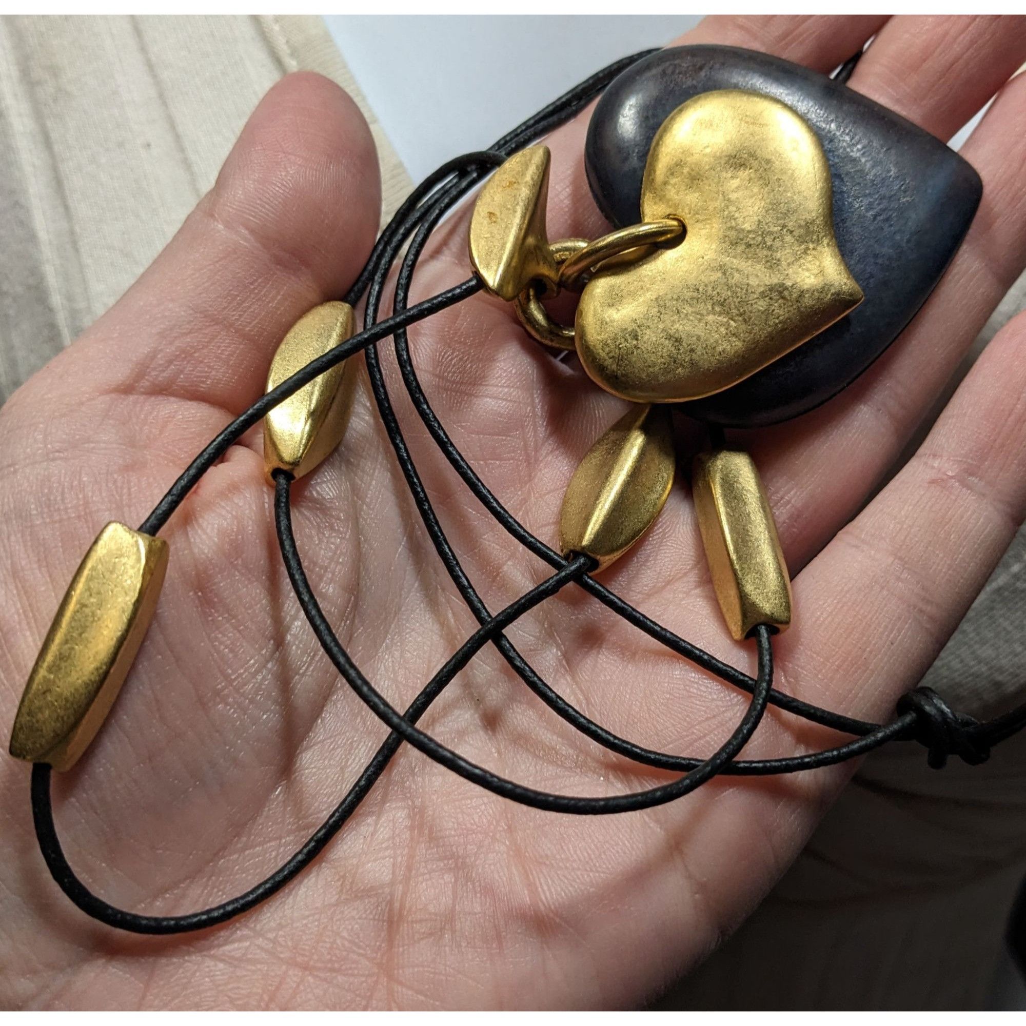 Other Vintage Brutalist Black And Gold Tone Layered Heart Pendant Size ONE SIZE - 3 Thumbnail