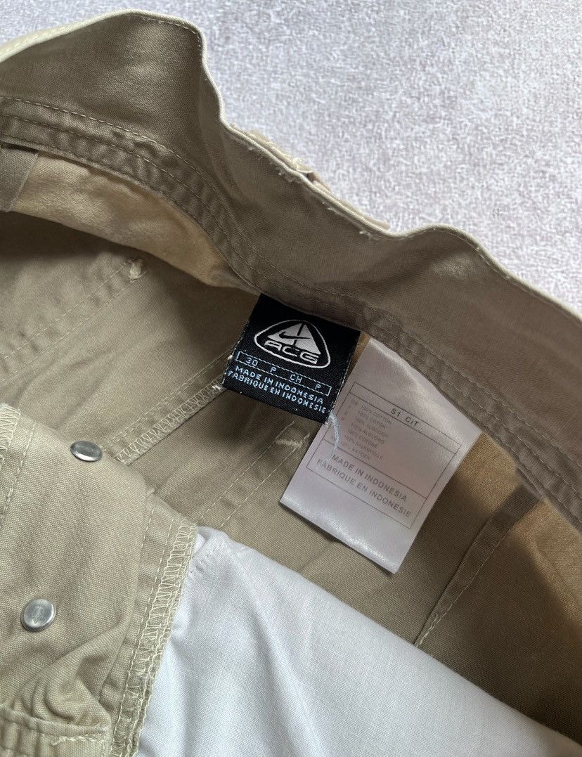Other Vintage Nike ACG Carpener Baggy Shorts Y2K 30 Size US 30 / EU 46 - 4 Thumbnail