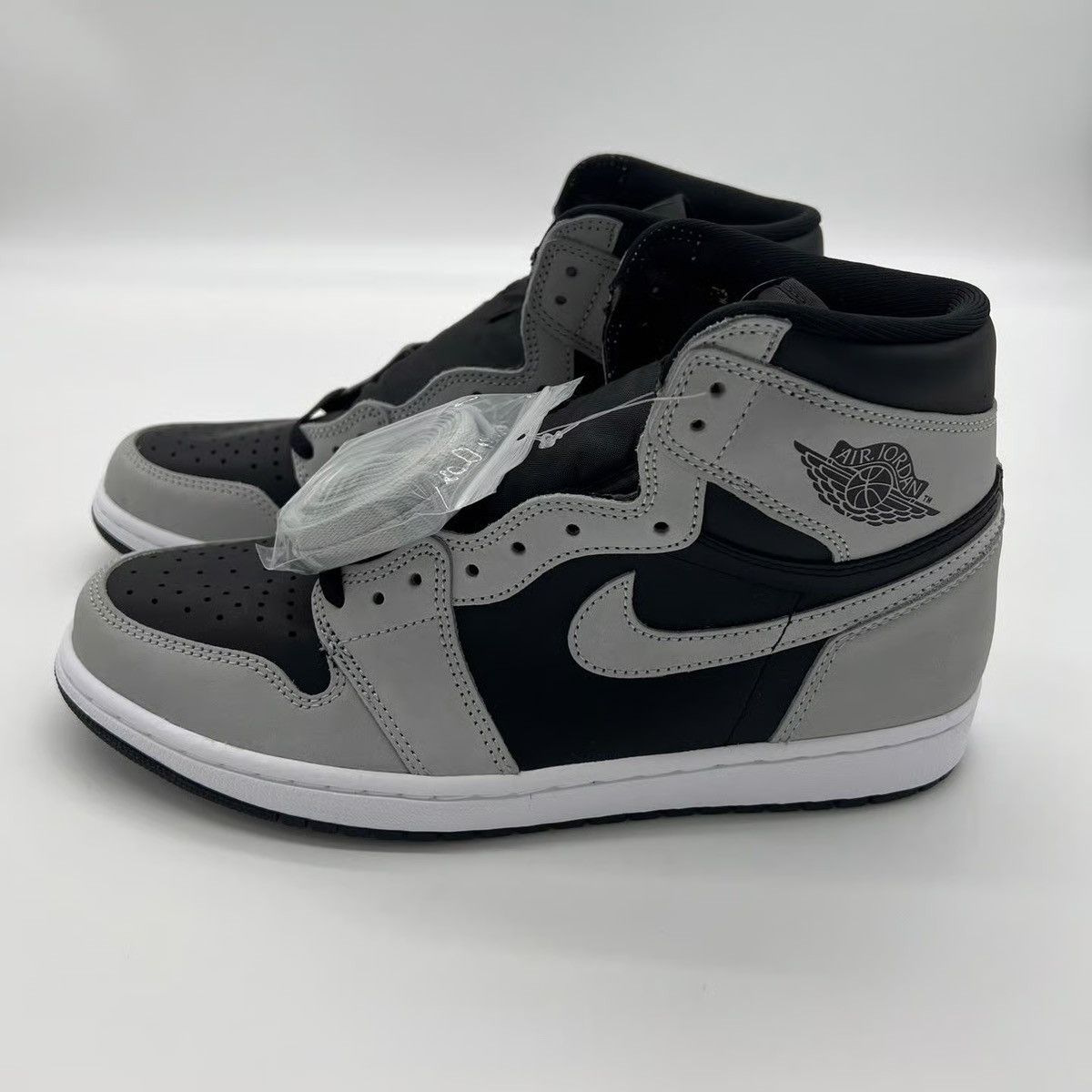 Jordan Brand Jordan 1 Retro High Shadow 2.0 Size US 10.5 / EU 43-44 - 1 Thumbnail