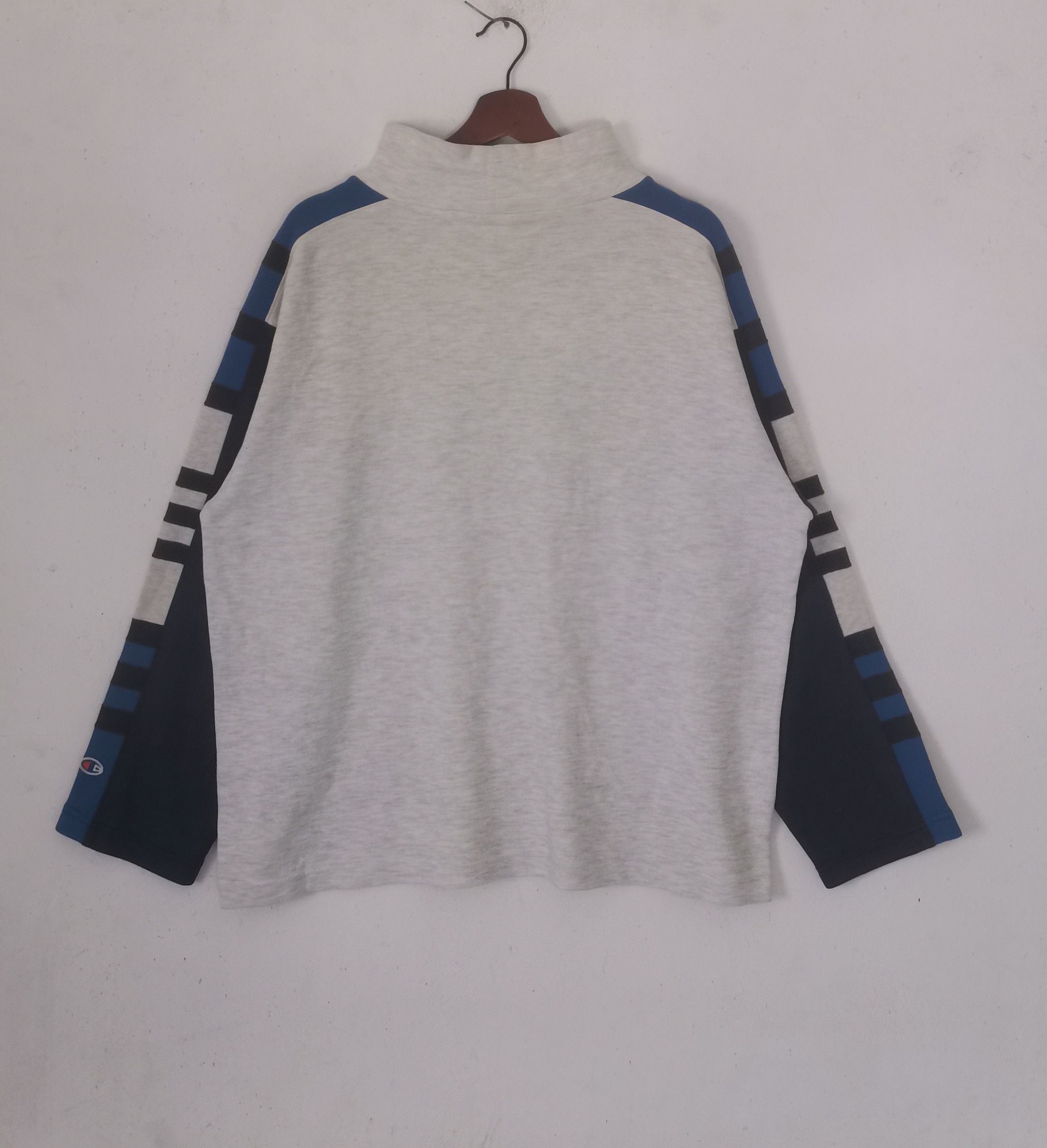 Champion × Vintage Rare vintage Champion sweatshirt multicolour medium size Size US M / EU 48-50 / 2 - 3 Thumbnail