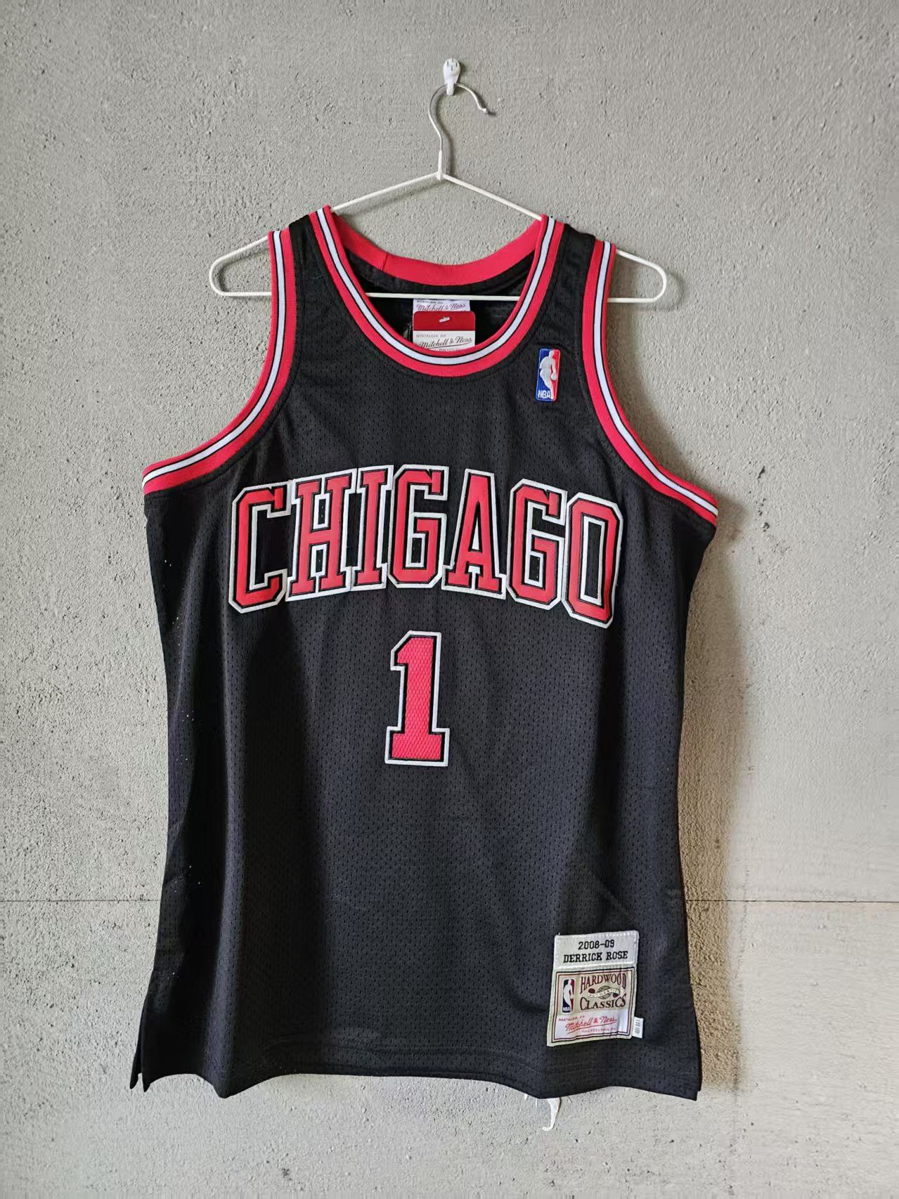 NBA Chicago Bulls #1 Derrick Rose Jersey Double Stitched M Size US M / EU 48-50 / 2 - 2 Thumbnail
