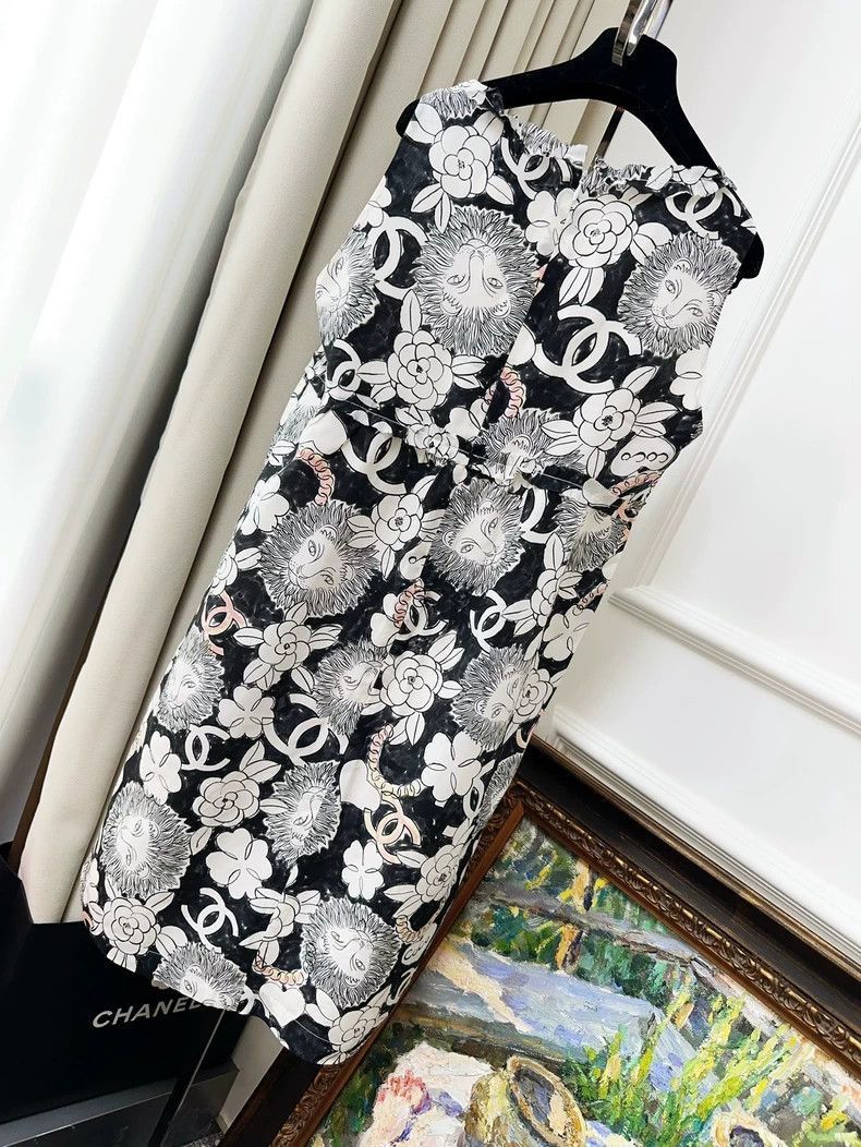 Other Chanel vintage sleeveless silk dress Size US 40 / EU 56 - 2 Thumbnail