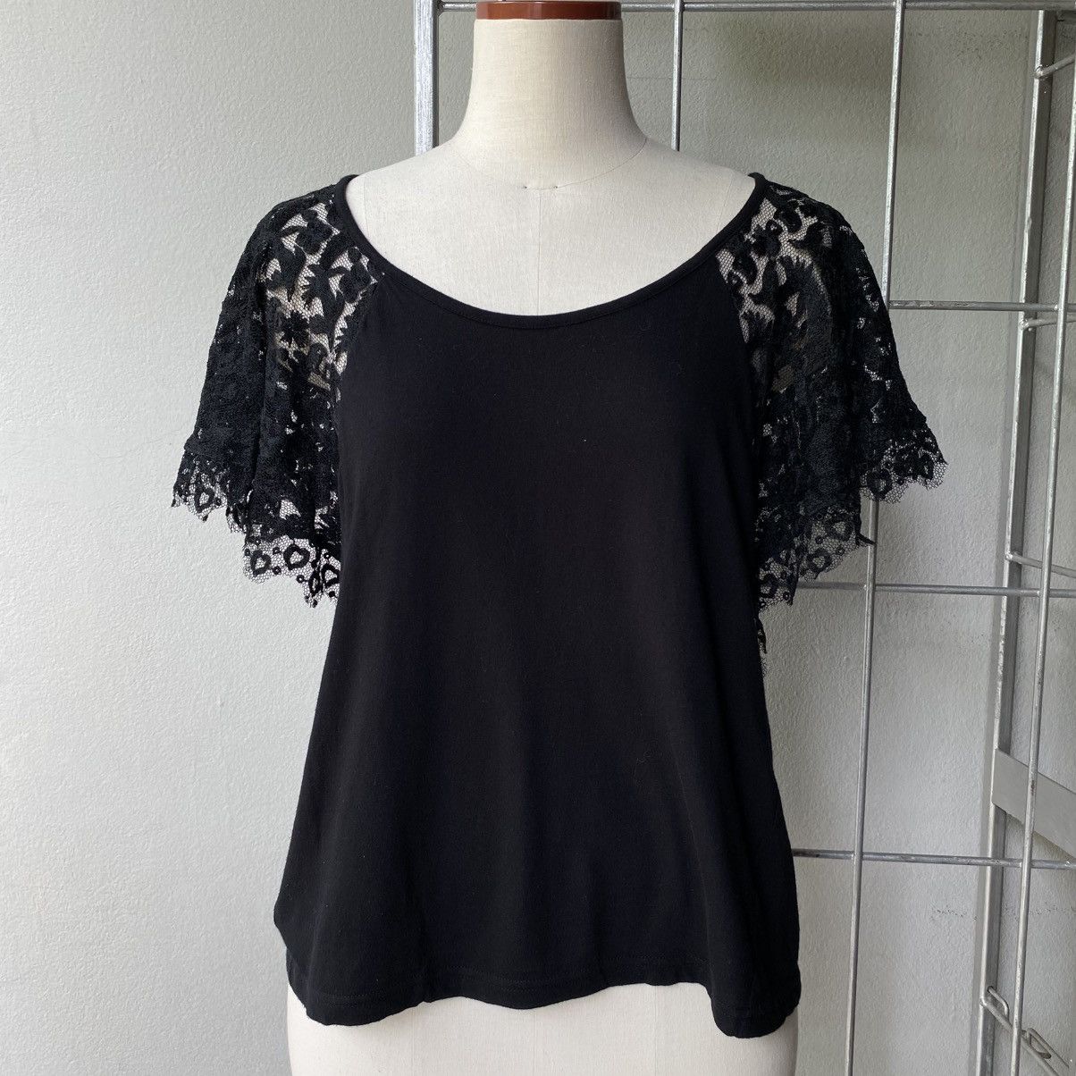Tsumori Chisato Tsumori Chisato Black Tee with Sheer Lace Sleeves Size XS / US 0-2 / IT 36-38 - 7 Thumbnail