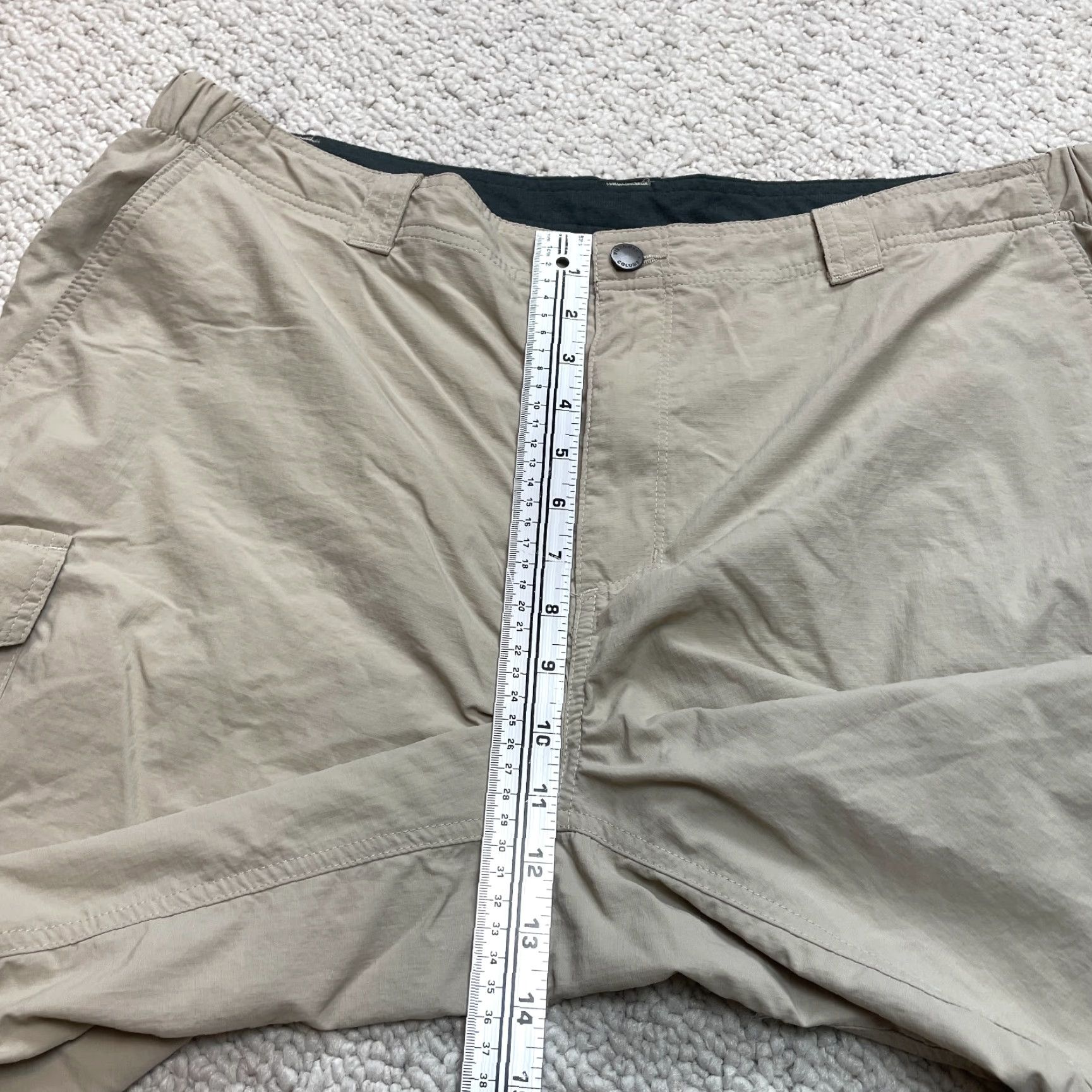 Vintage Columbia Cargo Shorts Mens 42 Solid Green 10" Inseam Cargo Pocket Outdoor Athletic Casual Pants Size US 42 / EU 58 - 4 Thumbnail