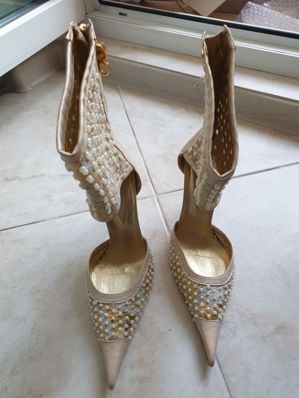Other Designer beaded pointed-toe pumps US sz 6 / Eur sz 36 Size US 6 / IT 36 - 4 Thumbnail