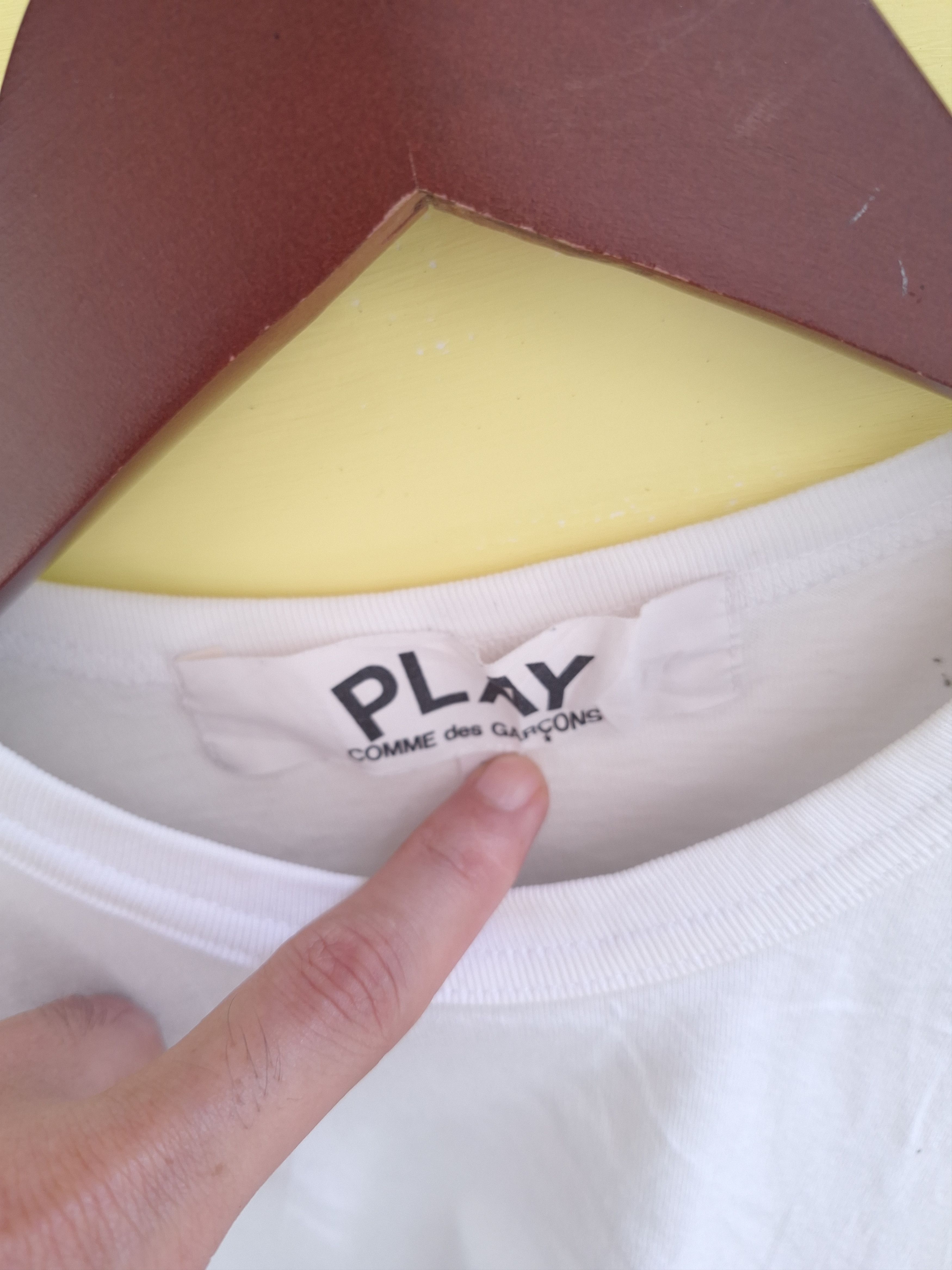 Comme des Garcons Play Comme des Garcon Tees t shirt Size US S / EU 44-46 / 1 - 6 Thumbnail