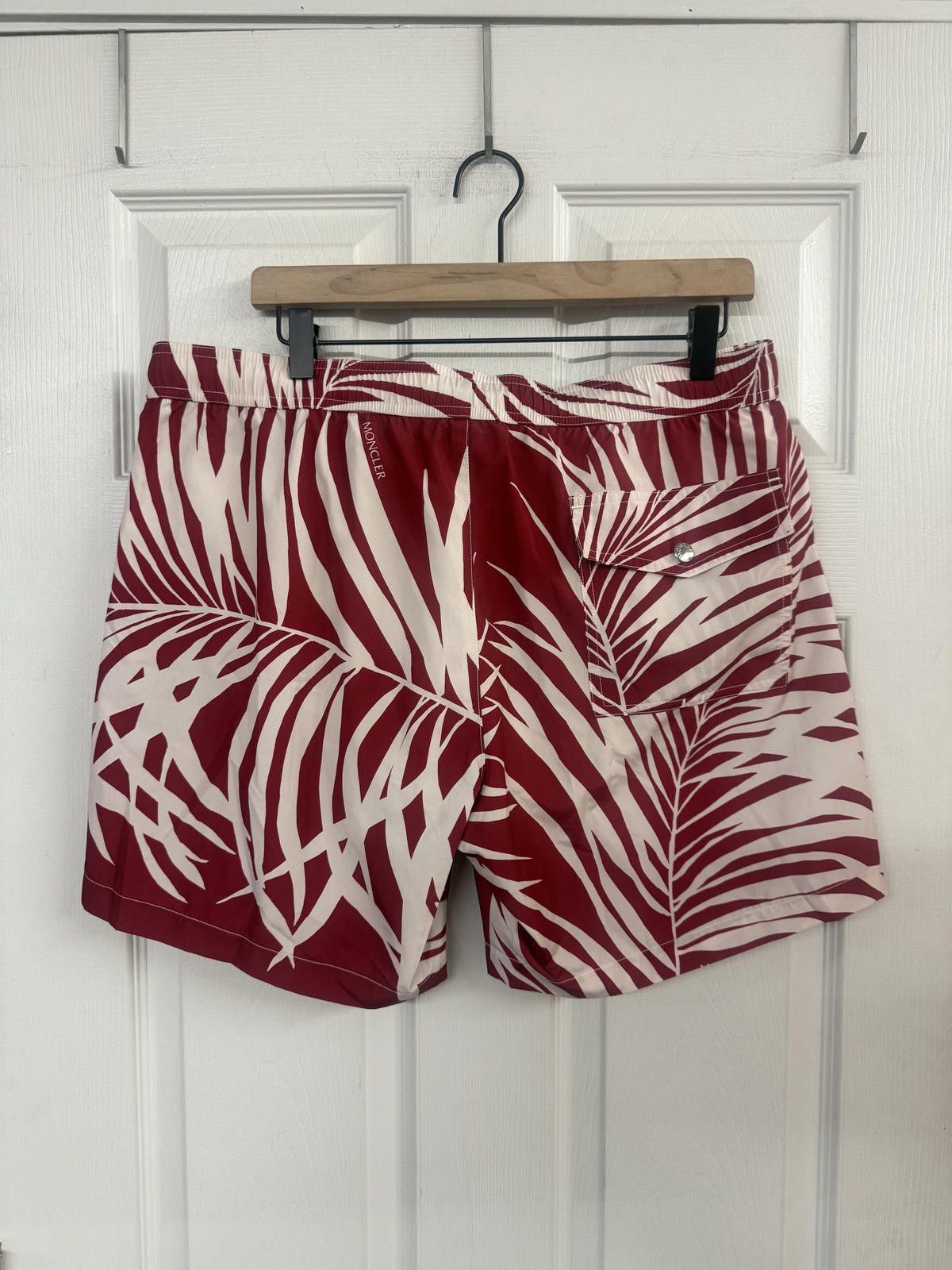 Moncler Moncler Men’s Swim Shorts Red Pattern Size L Size US 34 / EU 50 - 3 Thumbnail
