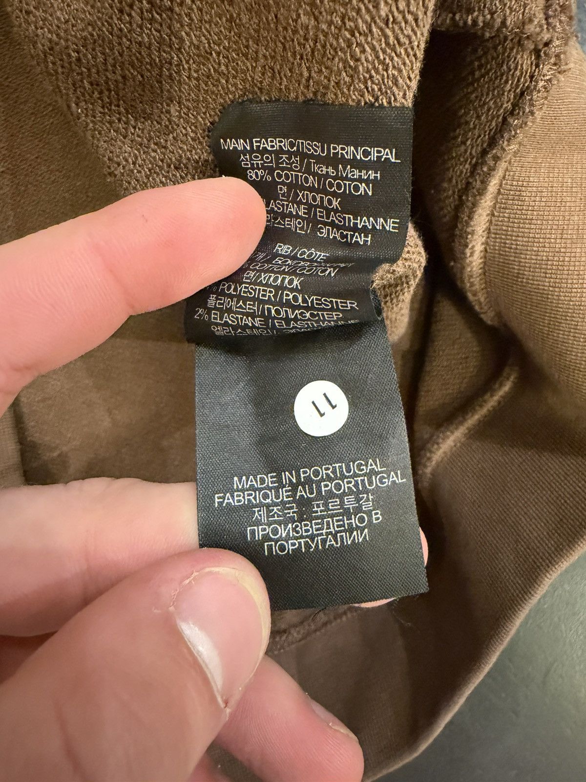 Vetements Vetements Embroidered Hoodie Size US XL / EU 56 / 4 - 5 Thumbnail