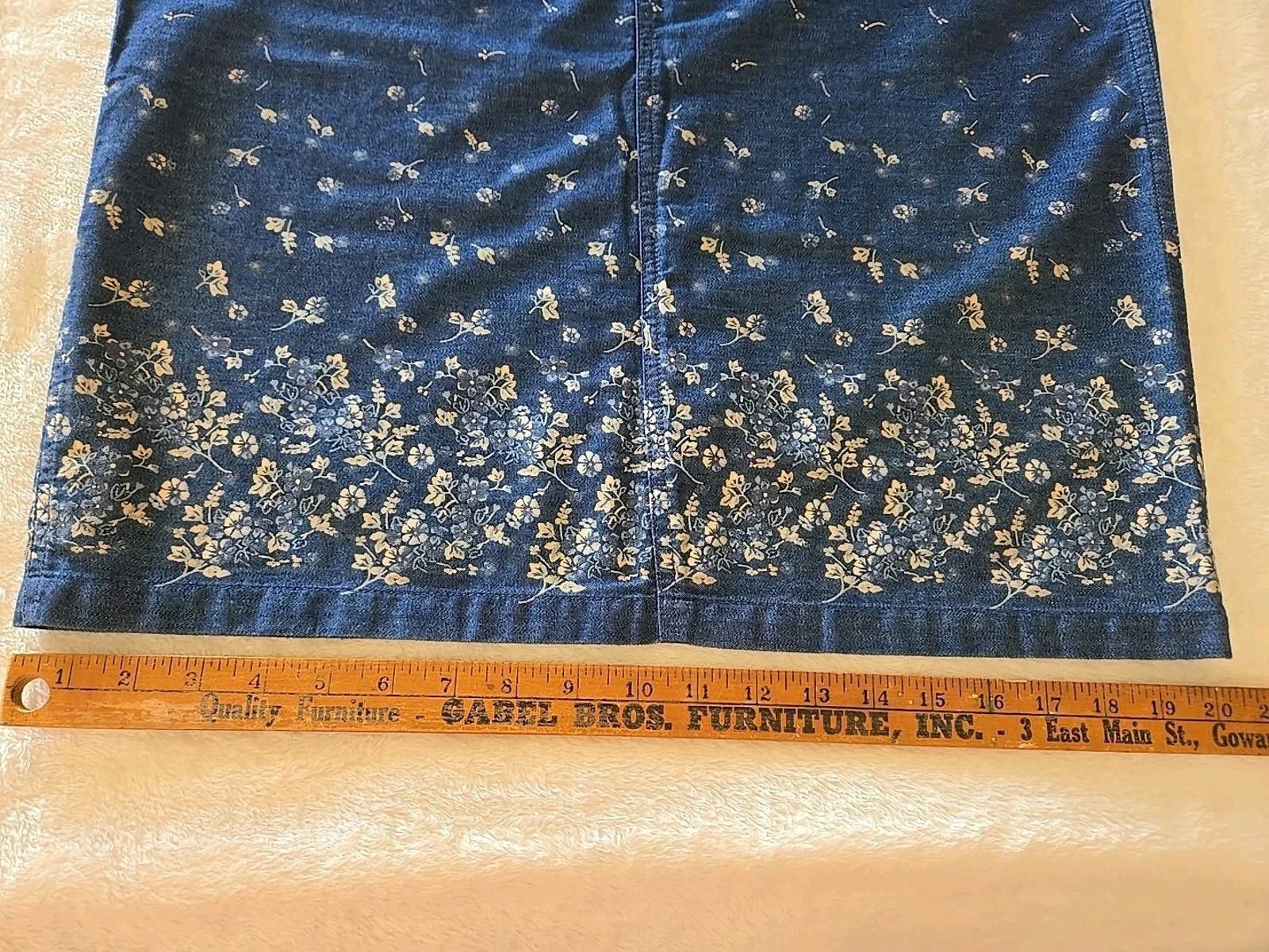 Other Liz Claiborne Skirt Size 8 Floral Denim Cotton Soft NEW! Size 30" / US 8 / IT 44 - 9 Thumbnail