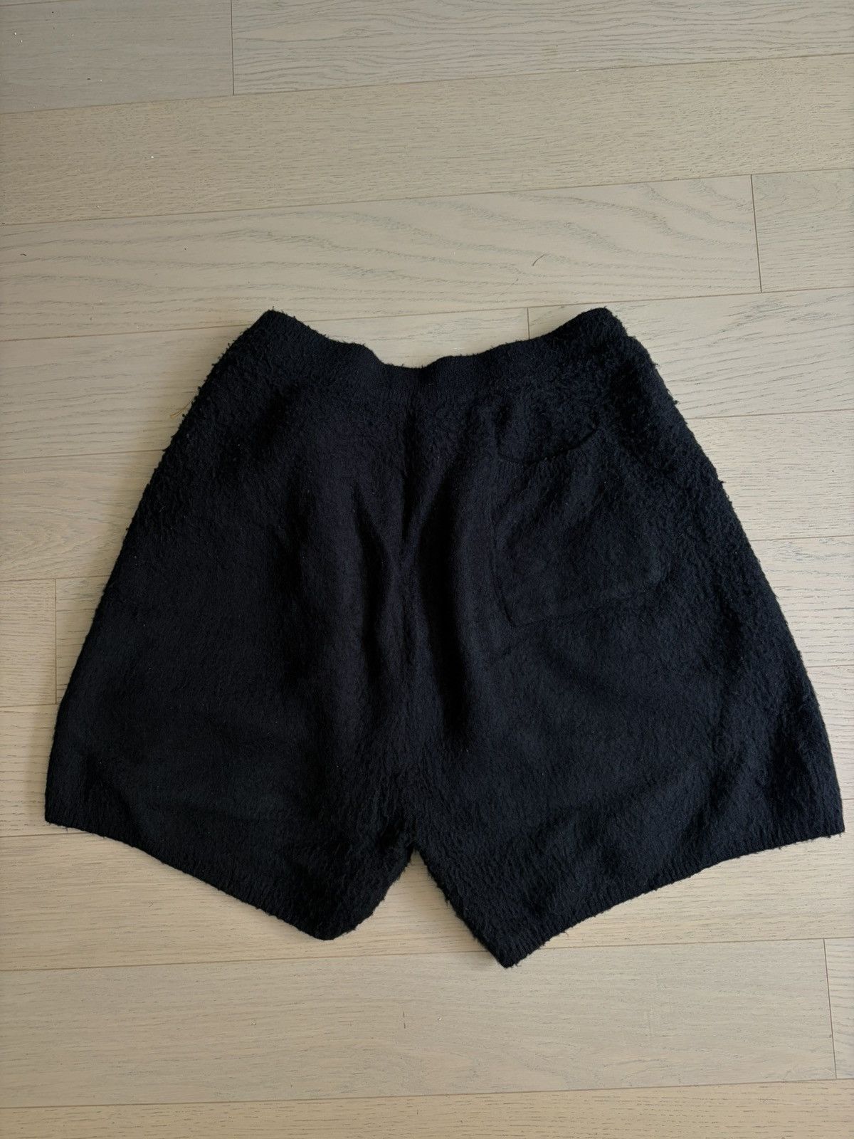 basketcase gallery Basketcase Gallery MOHAIR Black Shorts Size US 33 - 2 Thumbnail