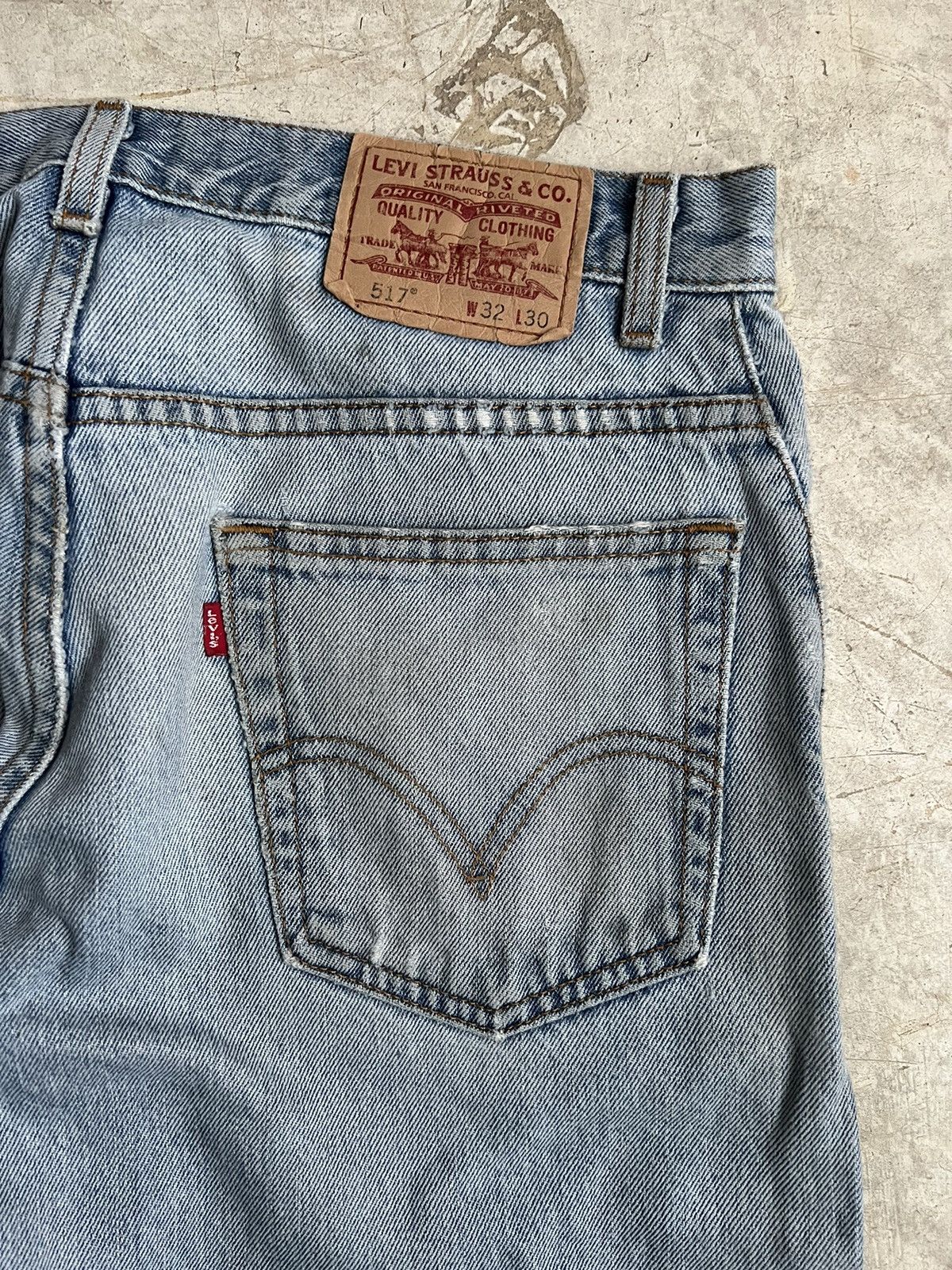 Levi's Thrashed Vintage Levi's 517 Bootcut Jeans Size US 32 / EU 48 - 10 Thumbnail