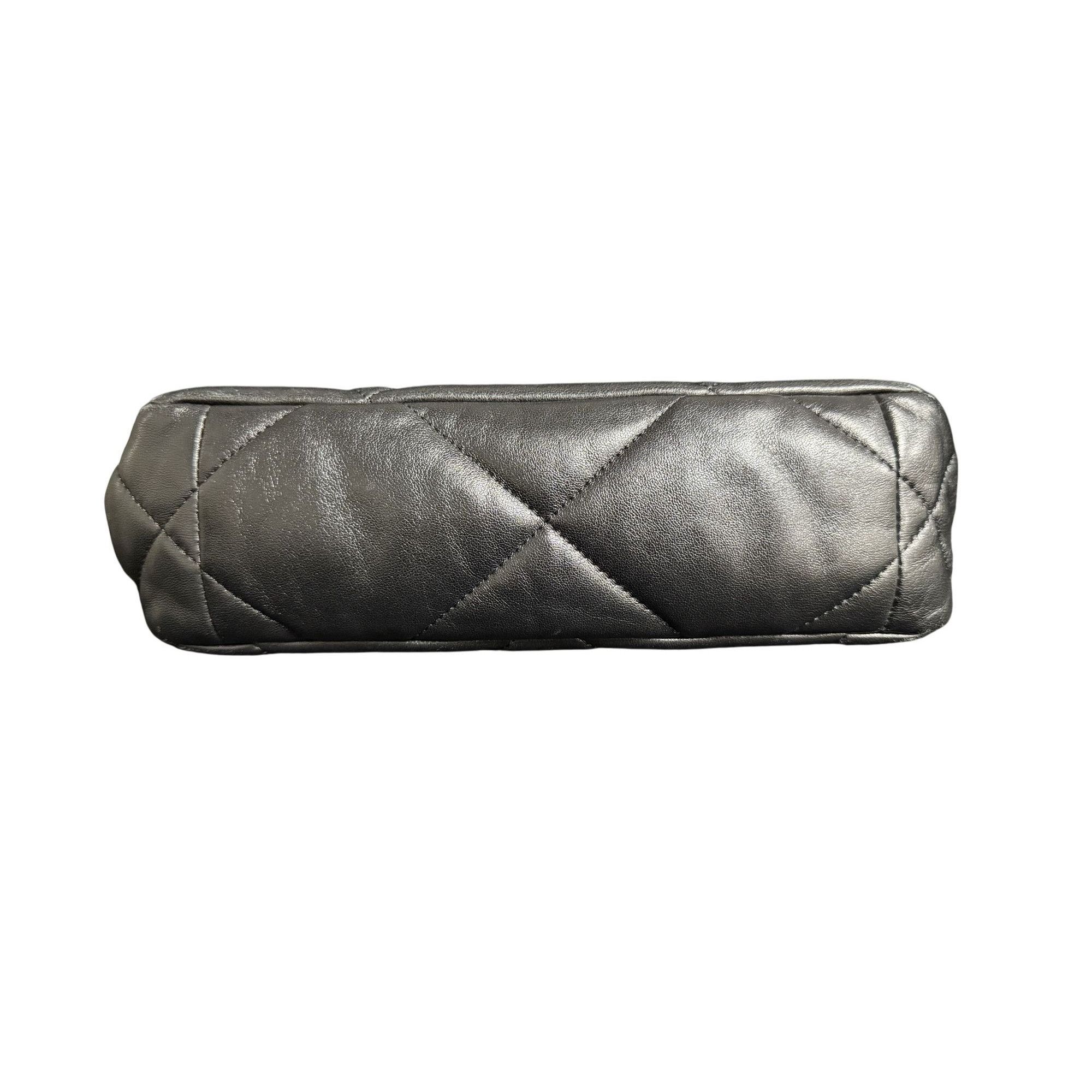 Chanel Chanel Black Quilted Leather Chain Shoulder Bag With Logo De Size ONE SIZE - 4 Thumbnail