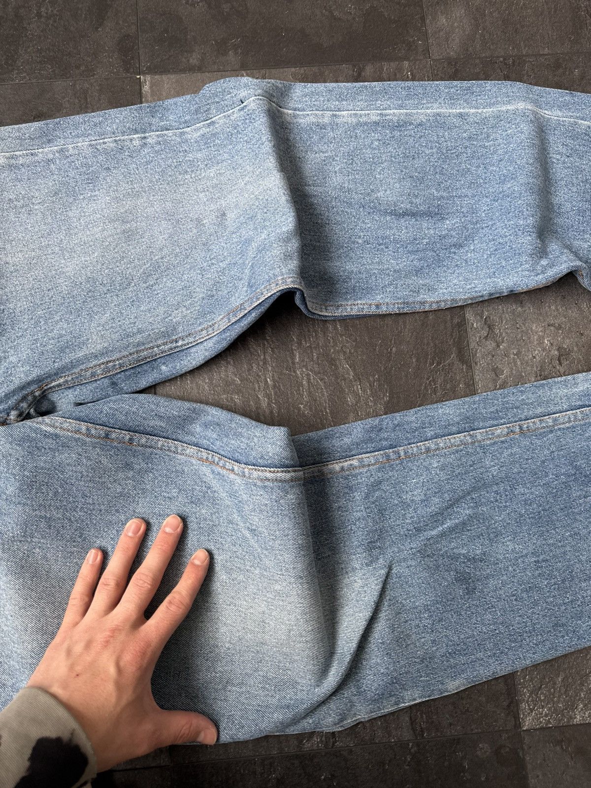 Levi's × Vintage Vintage Levi’s 501 made in USA blue denim jeans Size US 32 / EU 48 - 7 Thumbnail