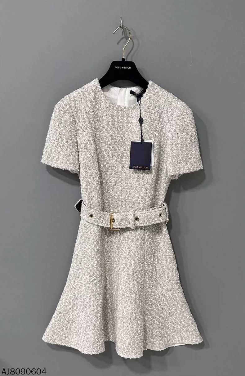 Louis Vuitton Louis Vuitton Tweed dress Size XS / US 0-2 / IT 36-38 - 1 Thumbnail