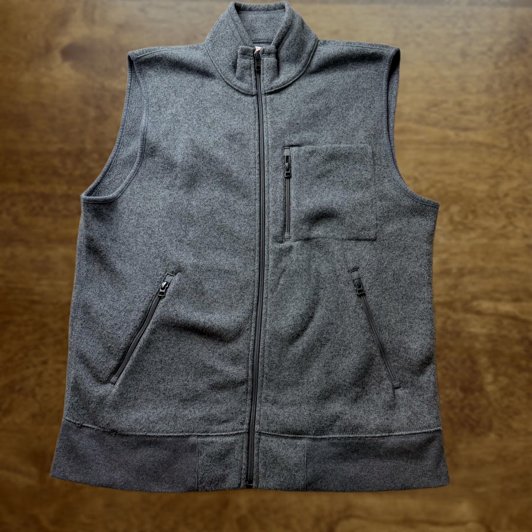 J.Crew J. Crew Vest Mens Large Gray Fleece Full Zip Stand Collar Pockets Outdoor Size US L / EU 52-54 / 3 - 1 Thumbnail