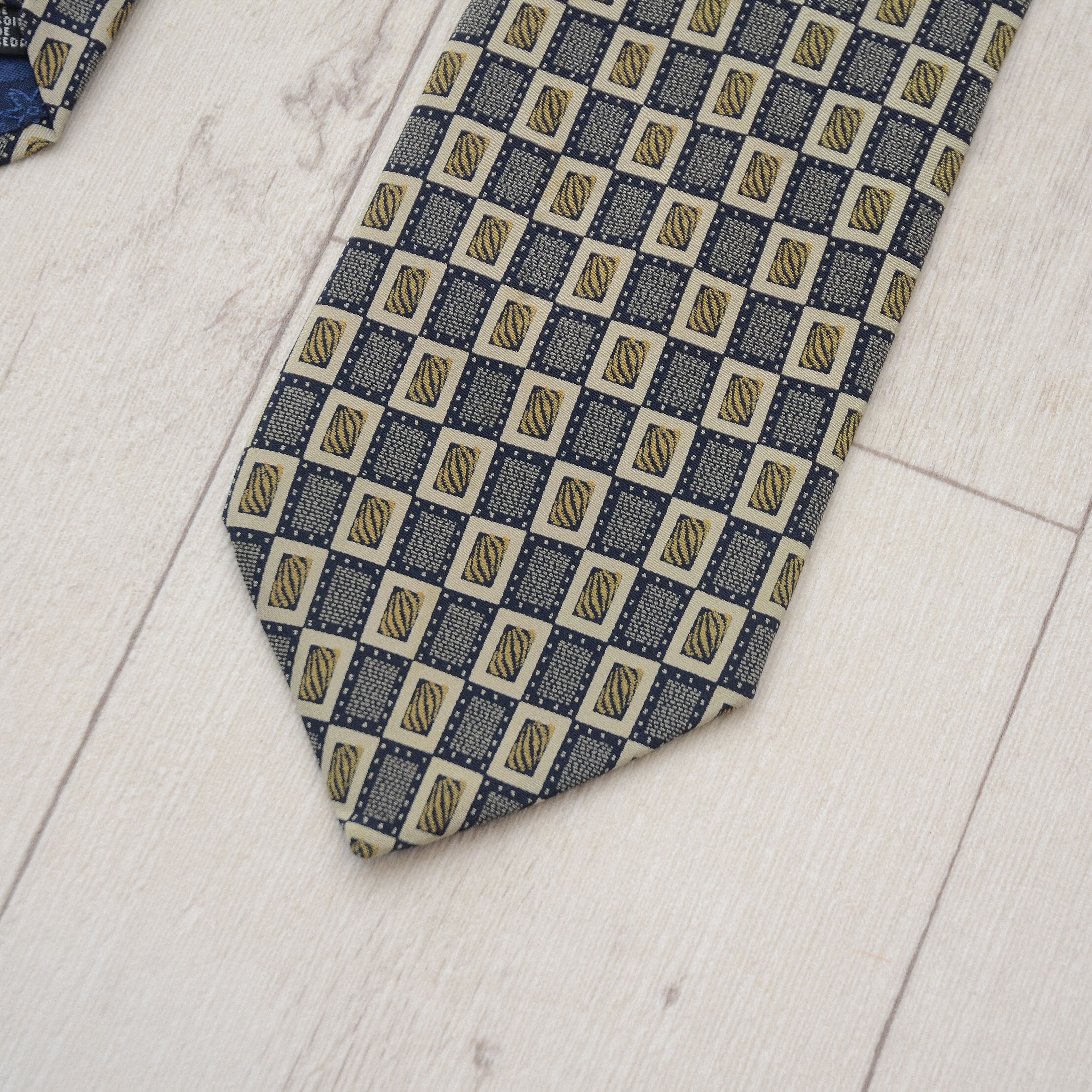 Vintage Vintage PROFUOMO LIMITED EDITION Tie 100% silk Rare Size ONE SIZE - 5 Thumbnail