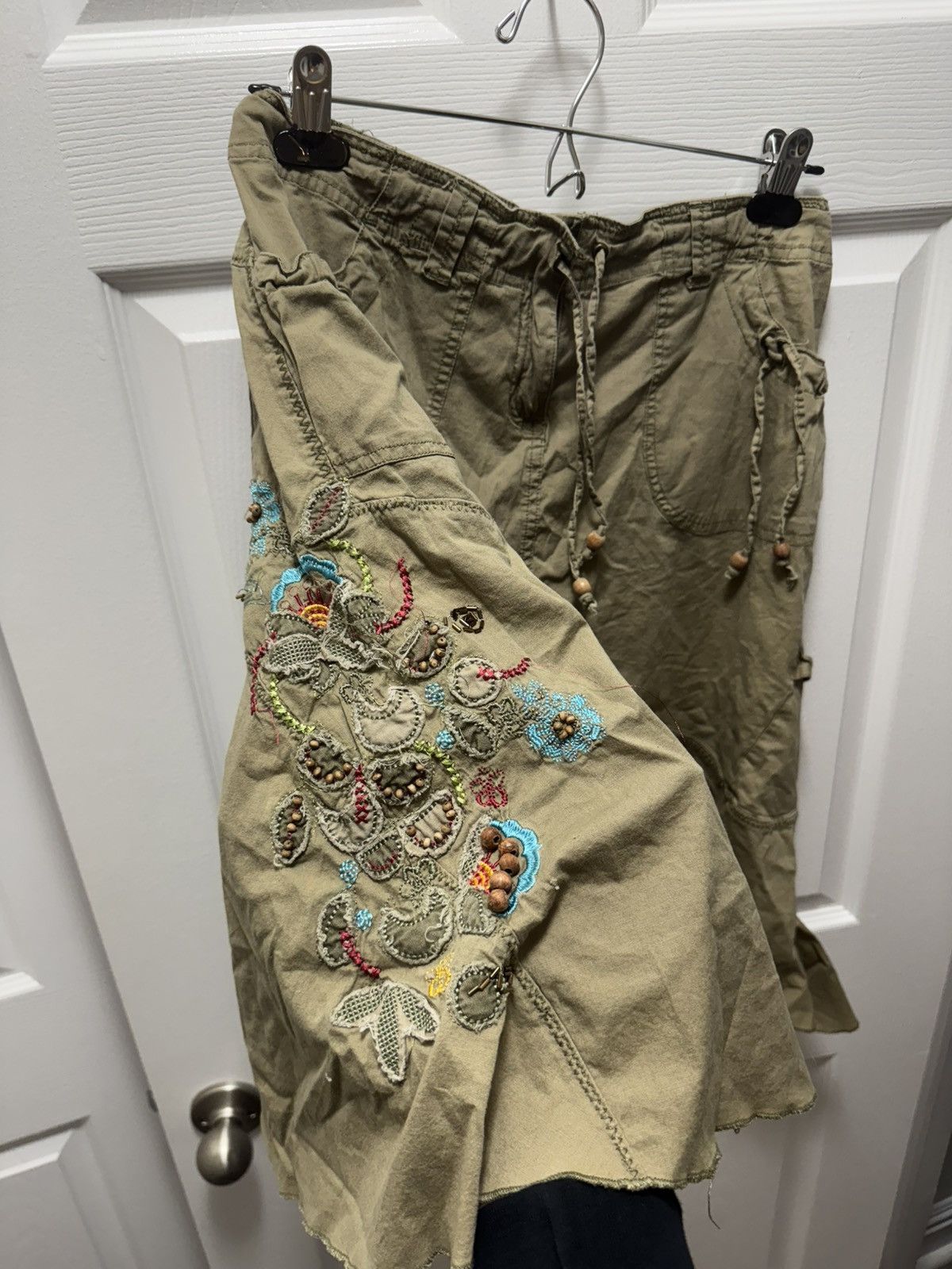 Custommade × Vintage Soho Jeans Cargo Skirt Custom Beaded Hippie Stoner Skirt Size 30" / US 8 / IT 44 - 6 Thumbnail