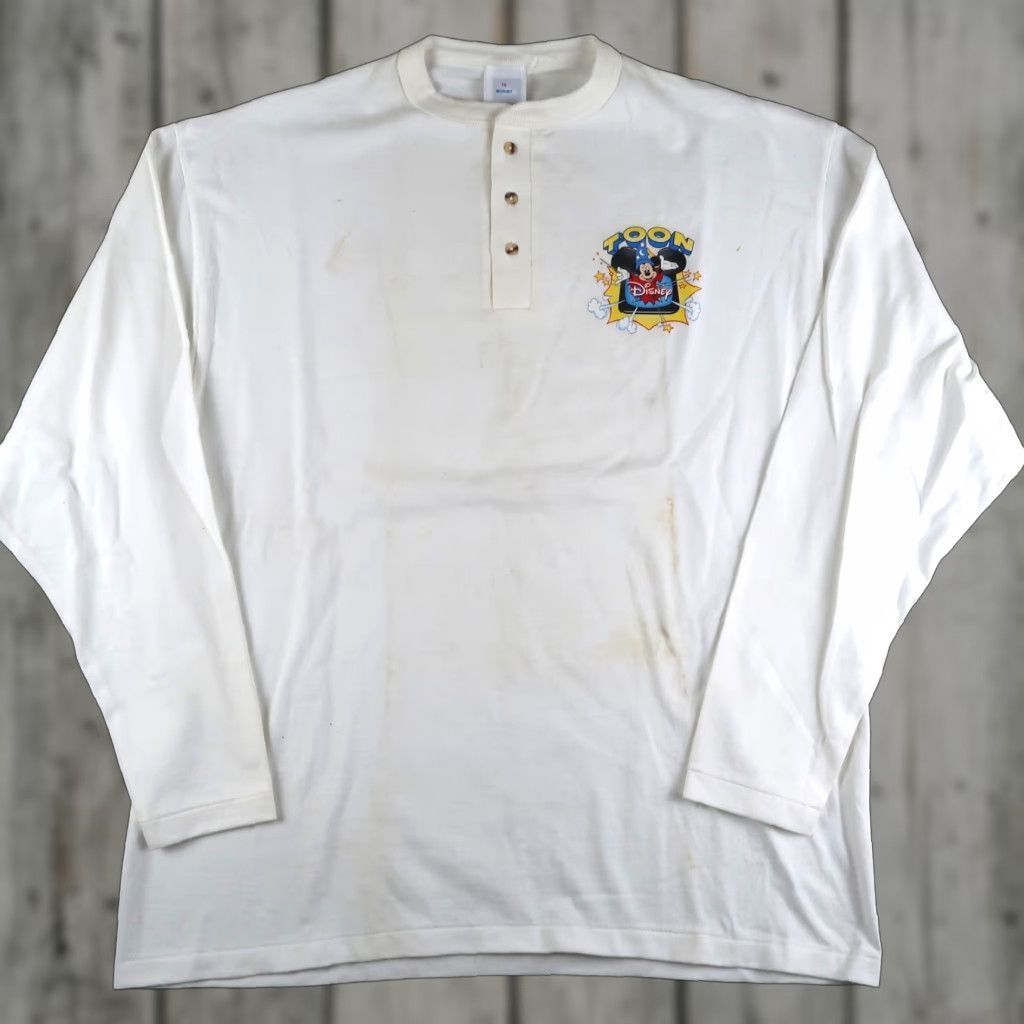 Disney VINTAGE Disney T-Shirt Mens XL White Henley Long Sleeve Mickey Mouse 90s Cartoon Logo Size US XL / EU 56 / 4 - 1 Thumbnail