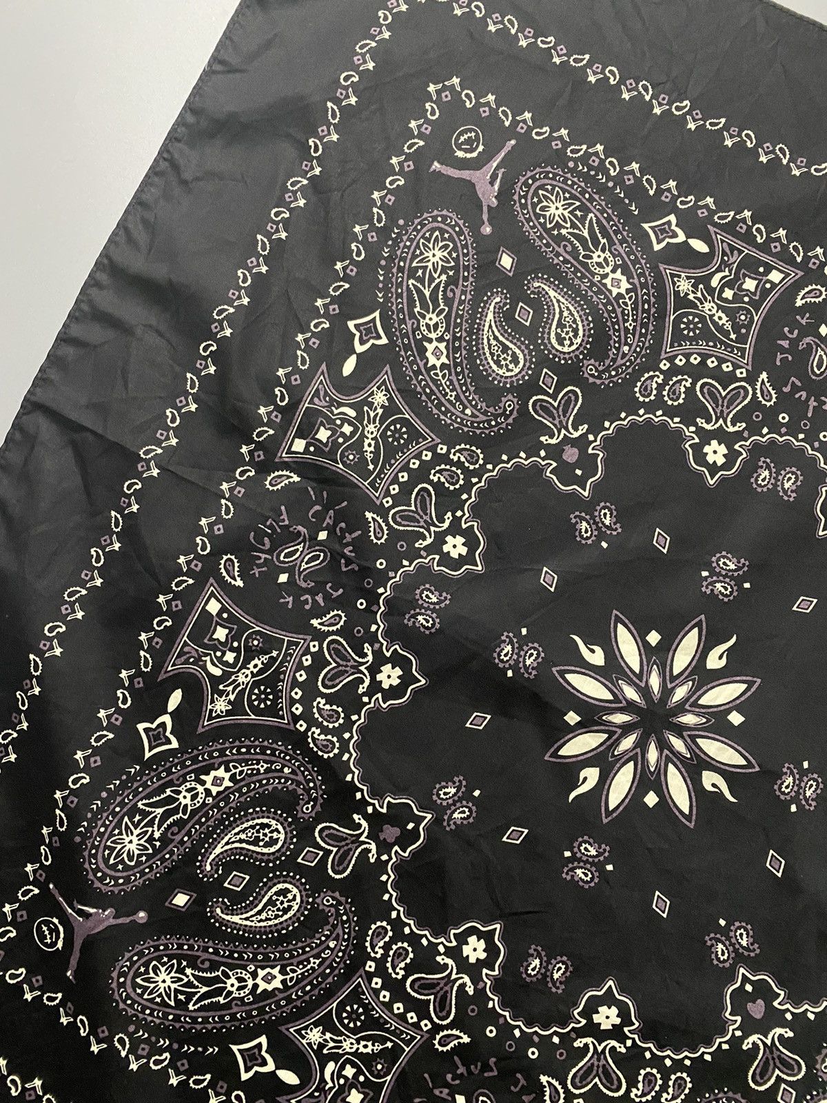 Jordan Brand × Travis Scott Travis Scott - Jordan - Phantom Bandana Cactus Jack (2 pcs) Size ONE SIZE - 7 Thumbnail