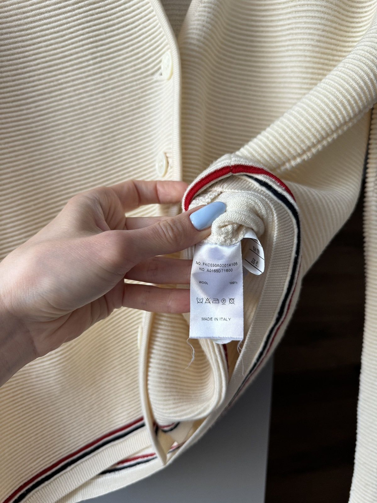 Thom Browne Thom Browne Textured Stitch Relaxed Fit V Neck Cardigan Size M / US 6-8 / IT 42-44 - 5 Thumbnail