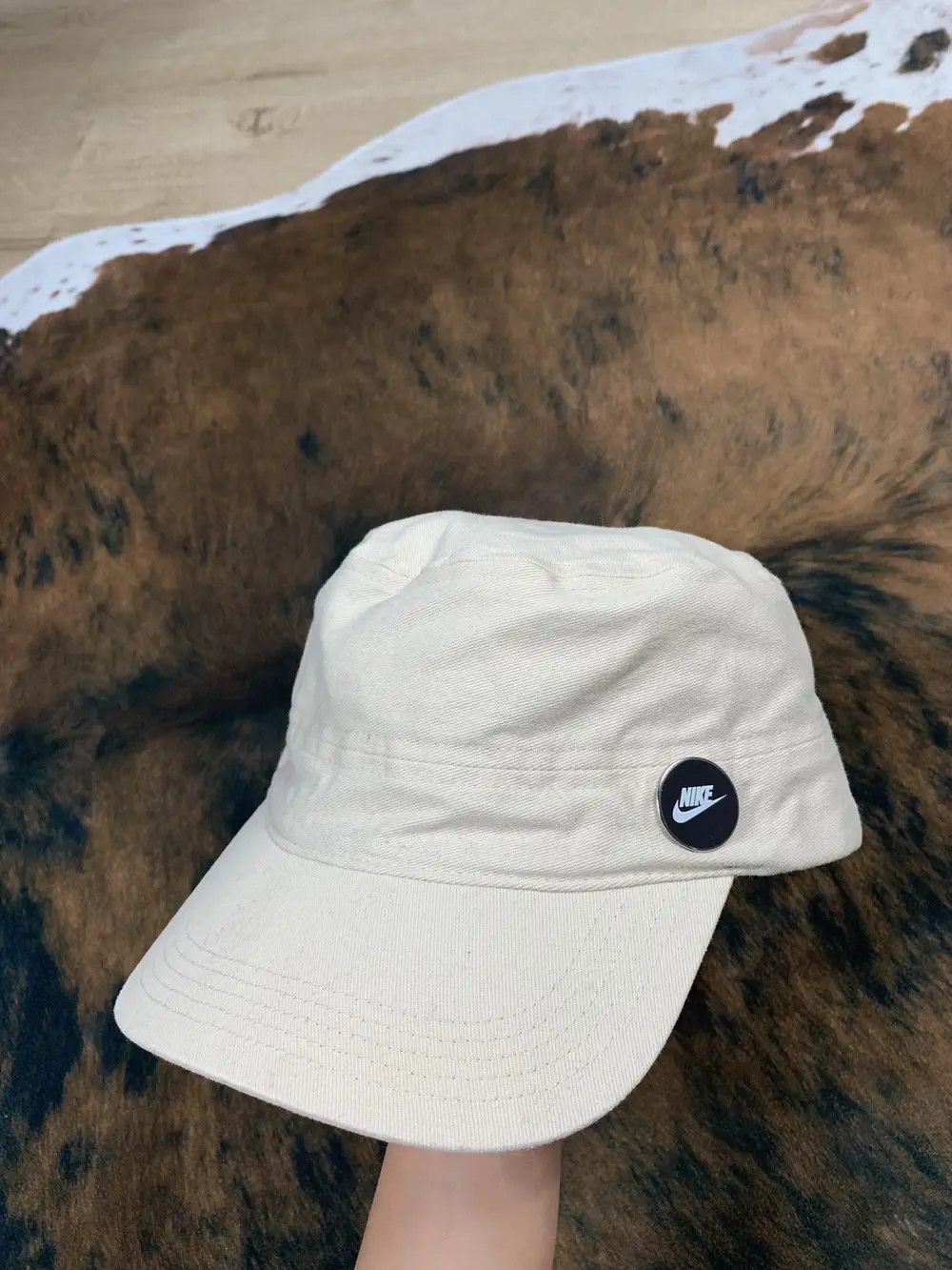 Nike × Vintage Vintage 00s Nike Beige Hat Cap S/M Hype Streetwear Rare Size ONE SIZE - 1 Thumbnail