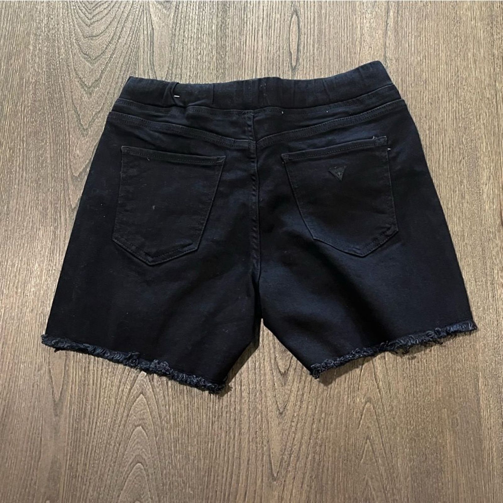 Guess NWOT Guess Black Distressed Denim Shorts Drawstring Size S Size 26" / US 2 / IT 38 - 7 Thumbnail