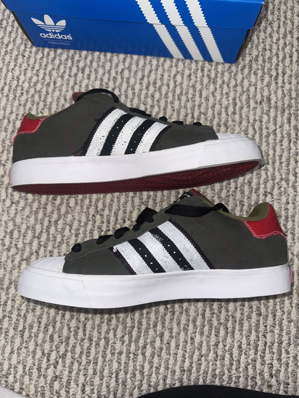Adidas Adidas Superstar Vulc Olive/Orange 9 – Vintage Skate Edition Size US 9 / EU 42 - 2 Thumbnail