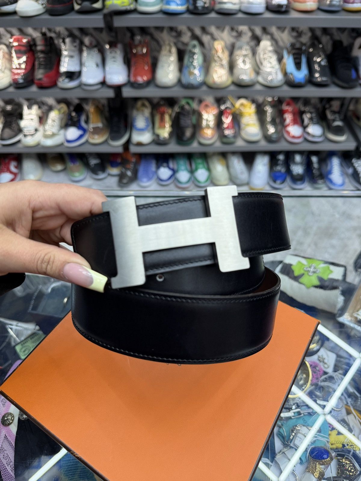Hermes Hermes Constance Palladium-Plated H Buckle Size 40 - 1 Thumbnail