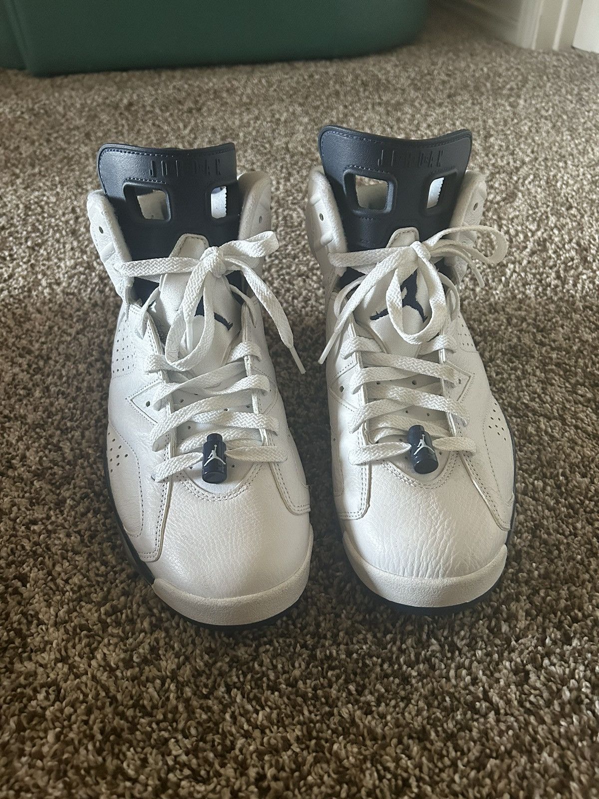 Jordan Brand Air Jordan 6 Retro Midnight Navy Size US 10.5 / EU 43-44 - 2 Thumbnail