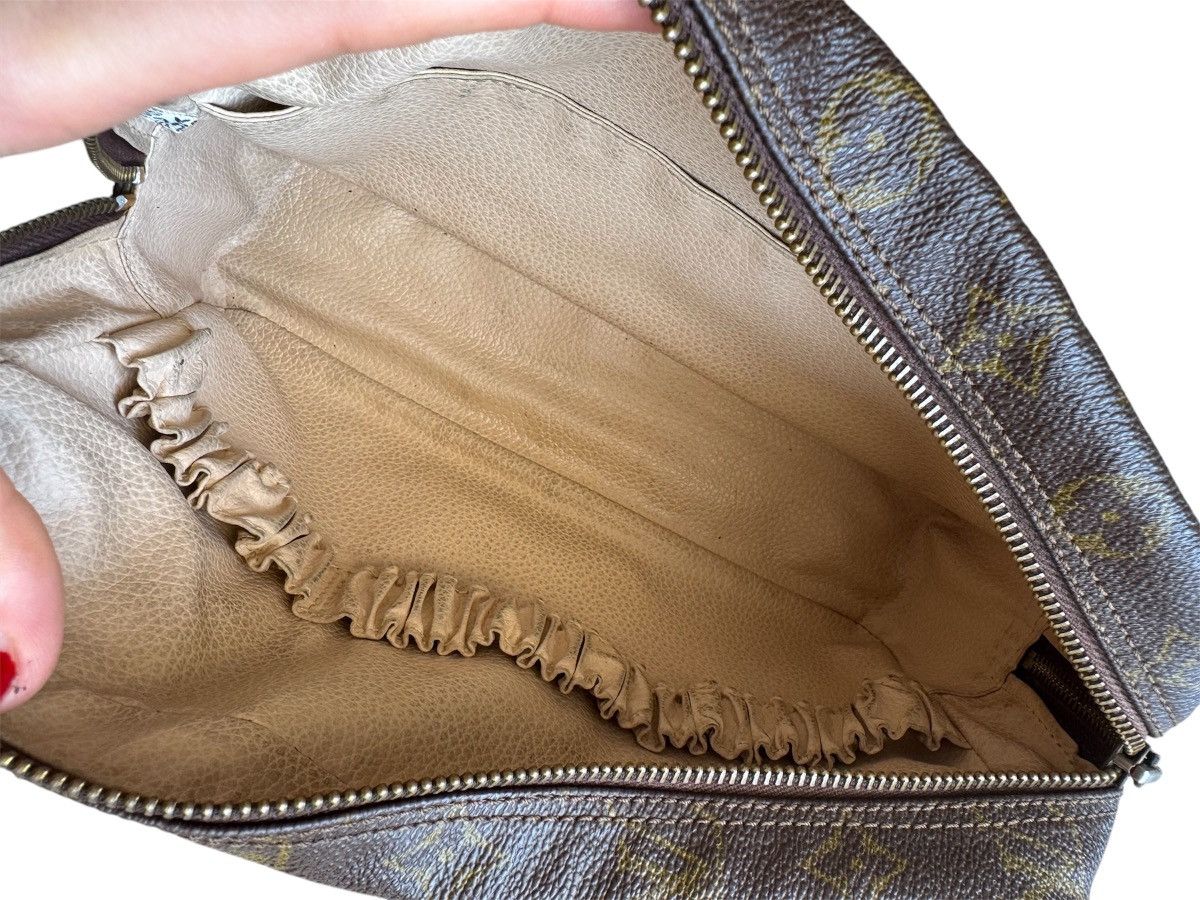 Louis Vuitton Louis Vuitton Cosmetic Toiletry Case Size ONE SIZE - 11 Thumbnail