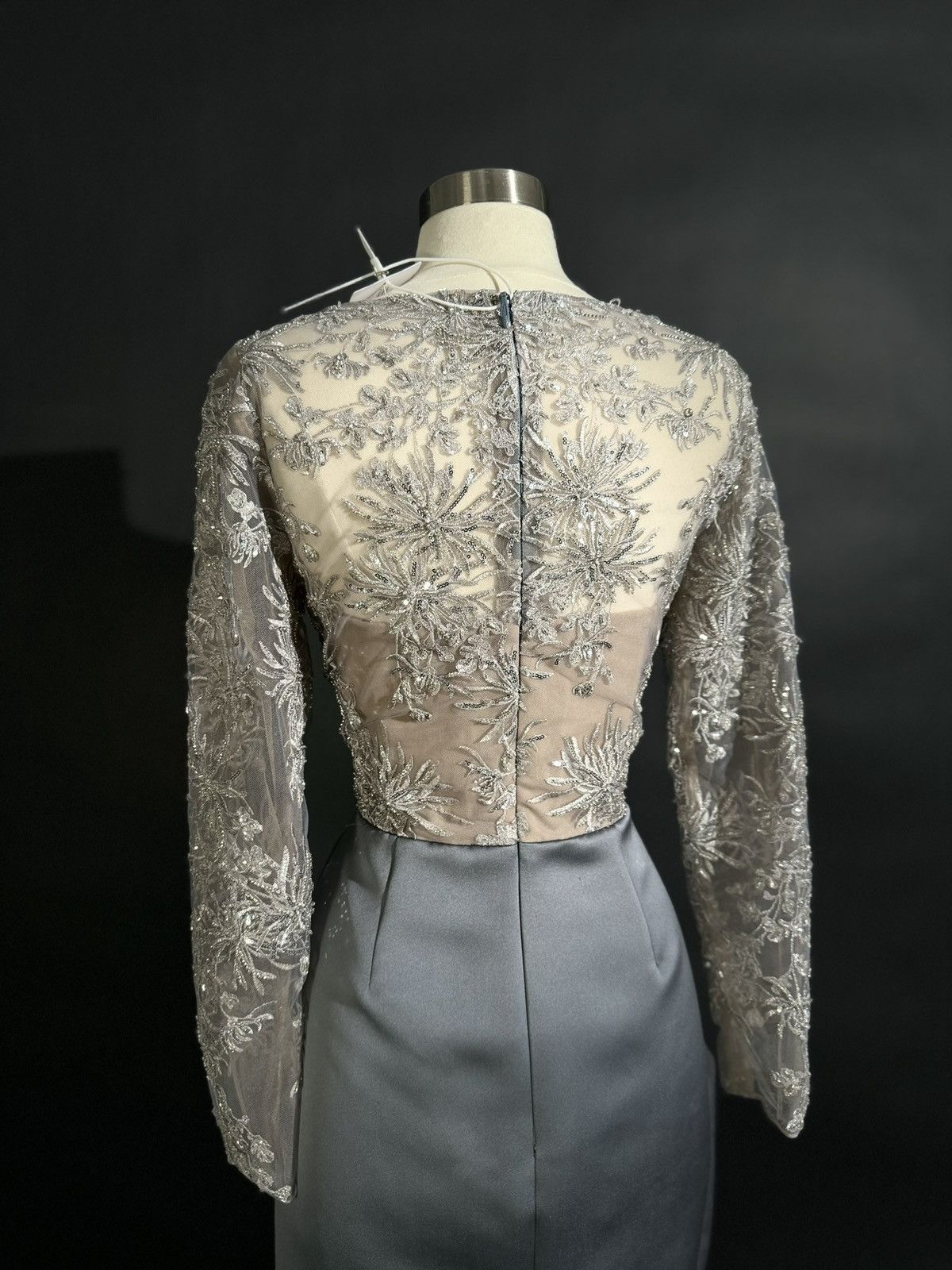 Marchesa Brand New US 8 MARCHESA Evening Gown Size M / US 6-8 / IT 42-44 - 11 Thumbnail